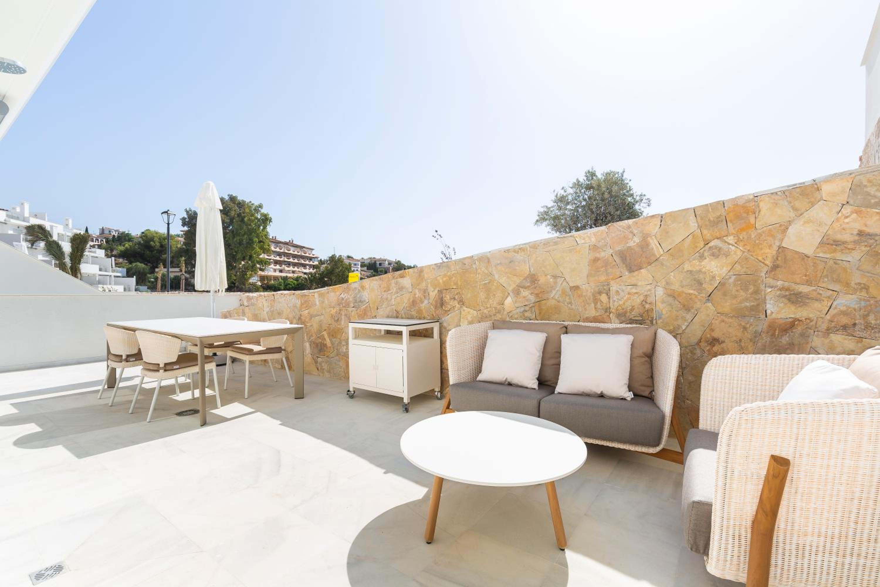 Apartamento con terraza y vistas Apartamento con terraza y vistas