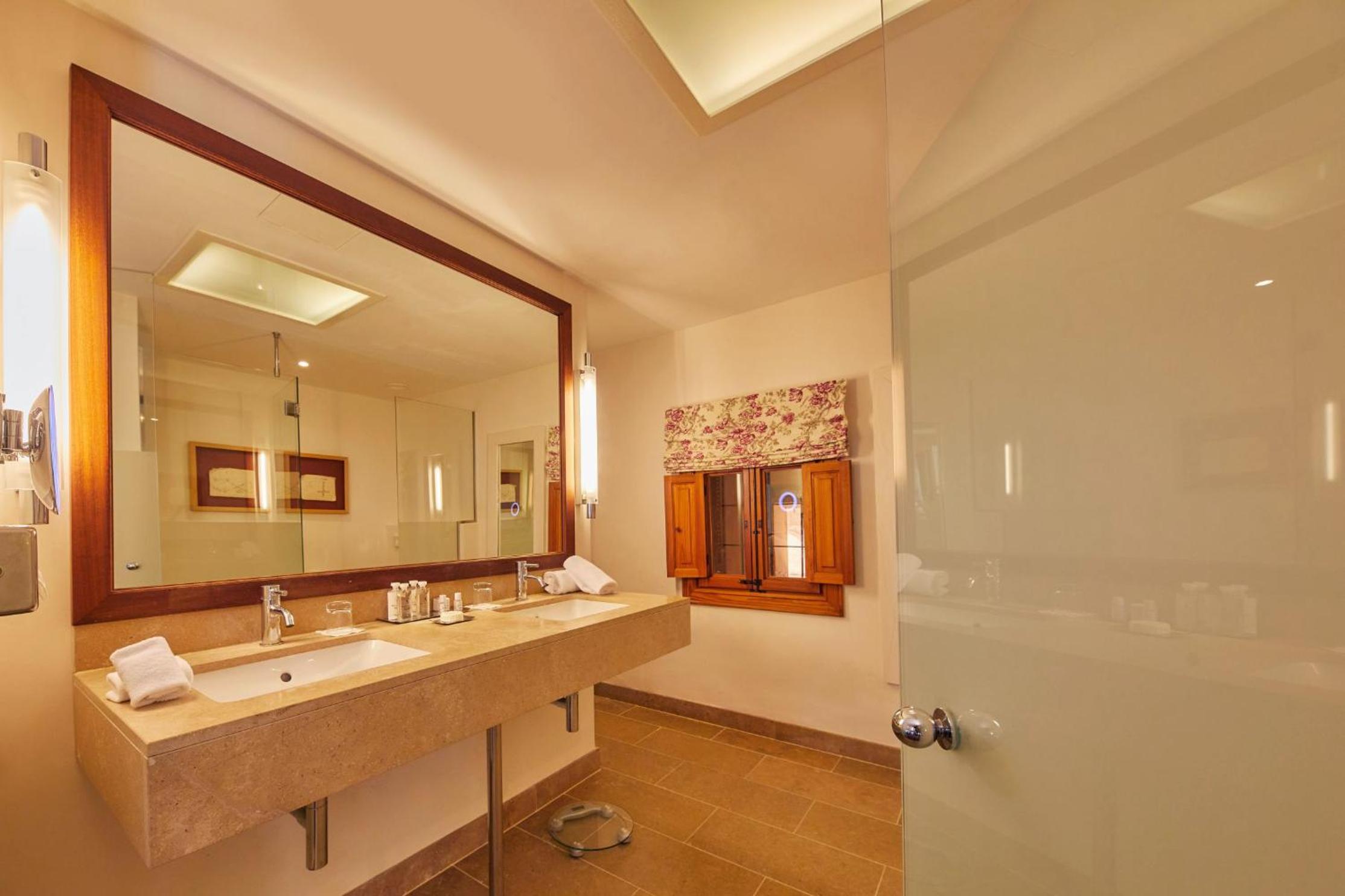 Suite Elegant Comellas