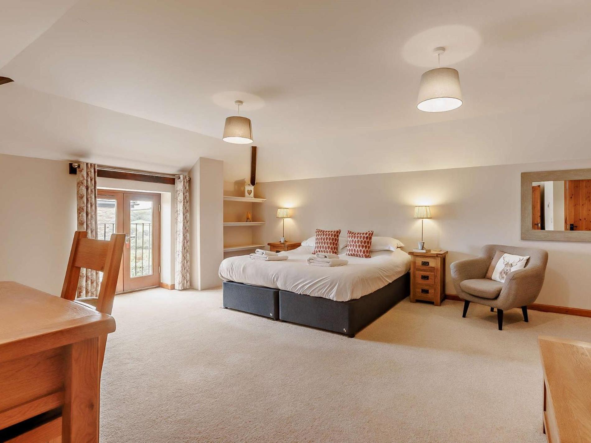 Three-Bedroom House photo 1