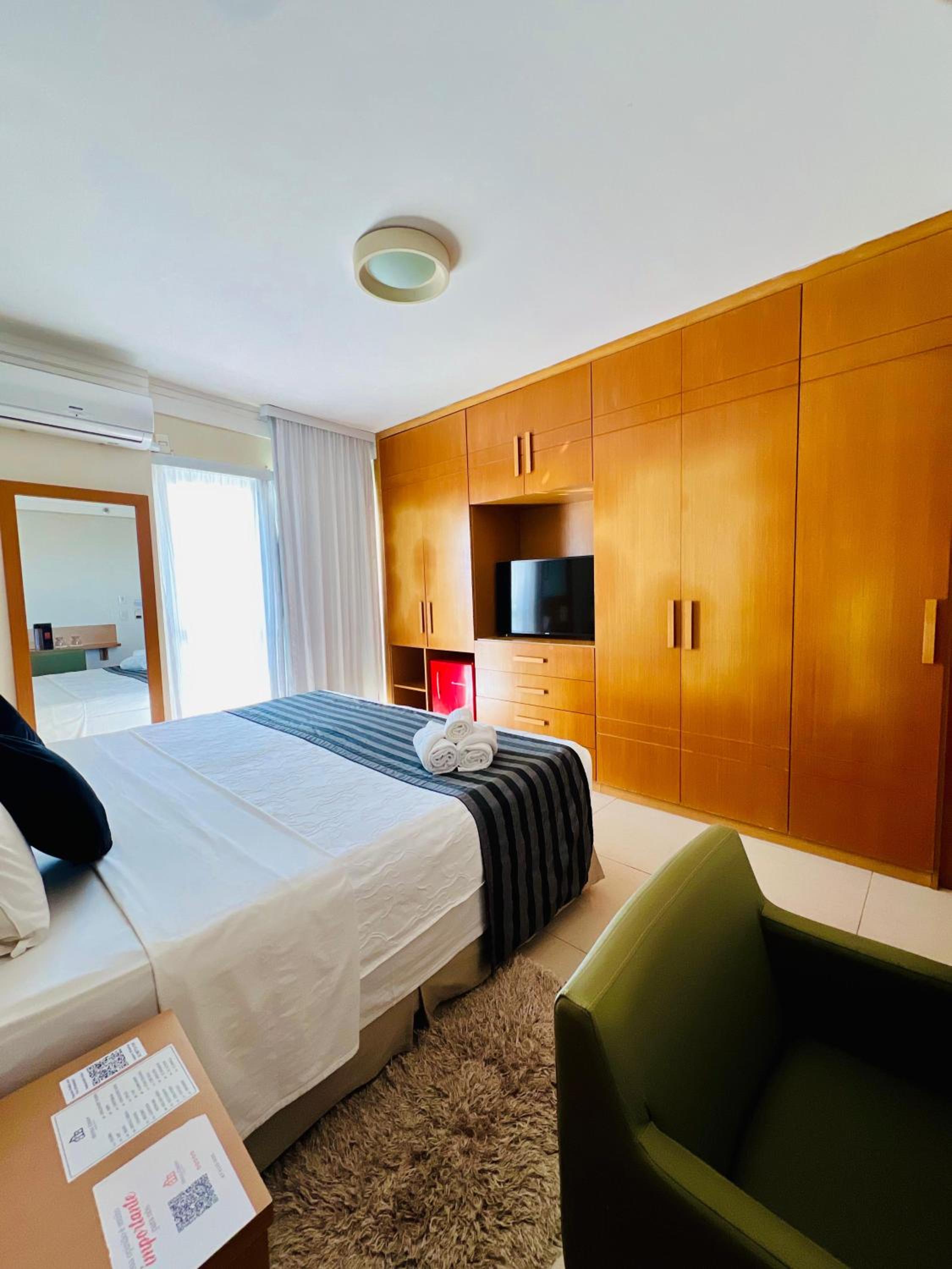 Deluxe Suite with Spa Bath