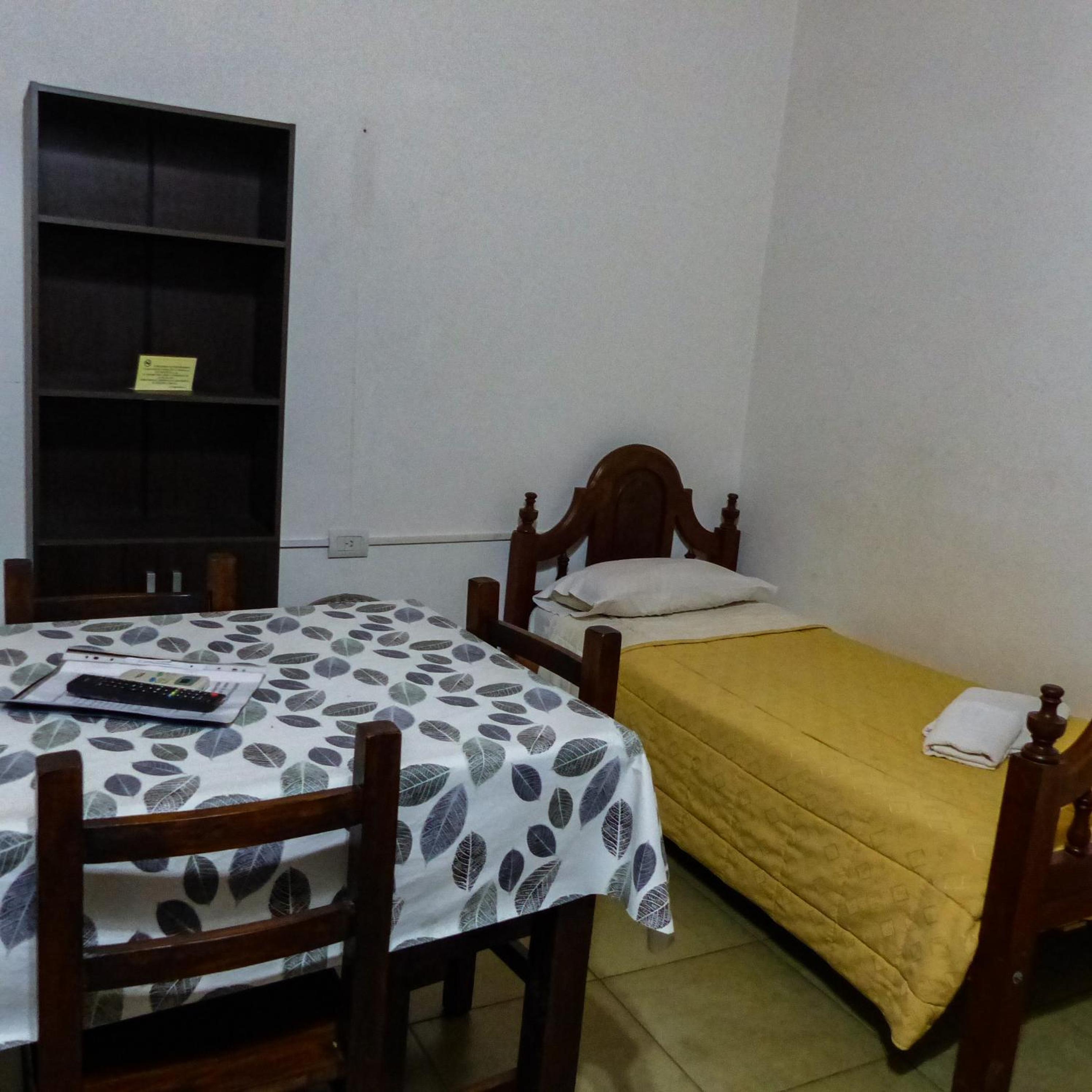 One-Bedroom Standard Apartment photo 3