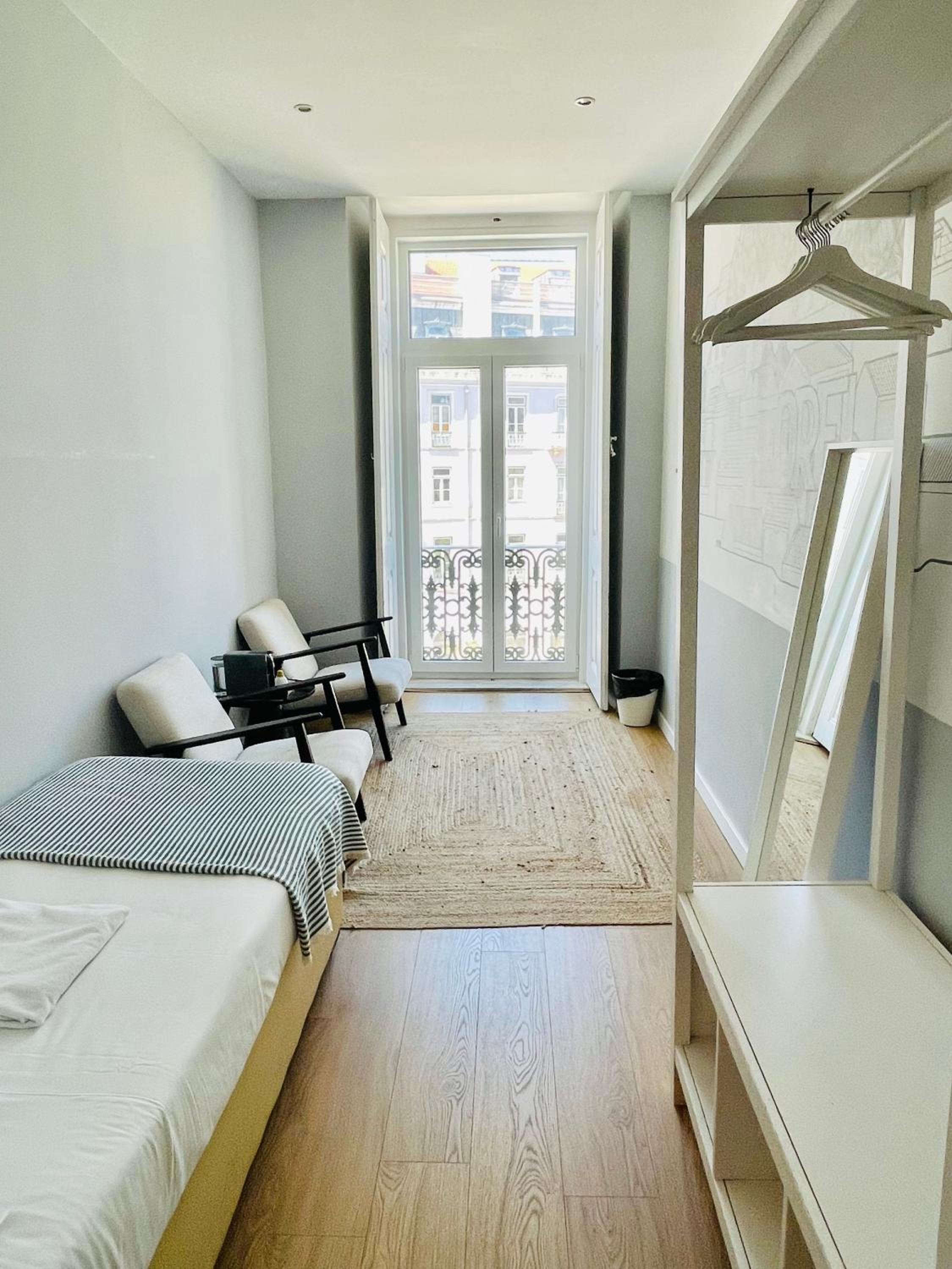Triple Room with Private Bathroom photo 1