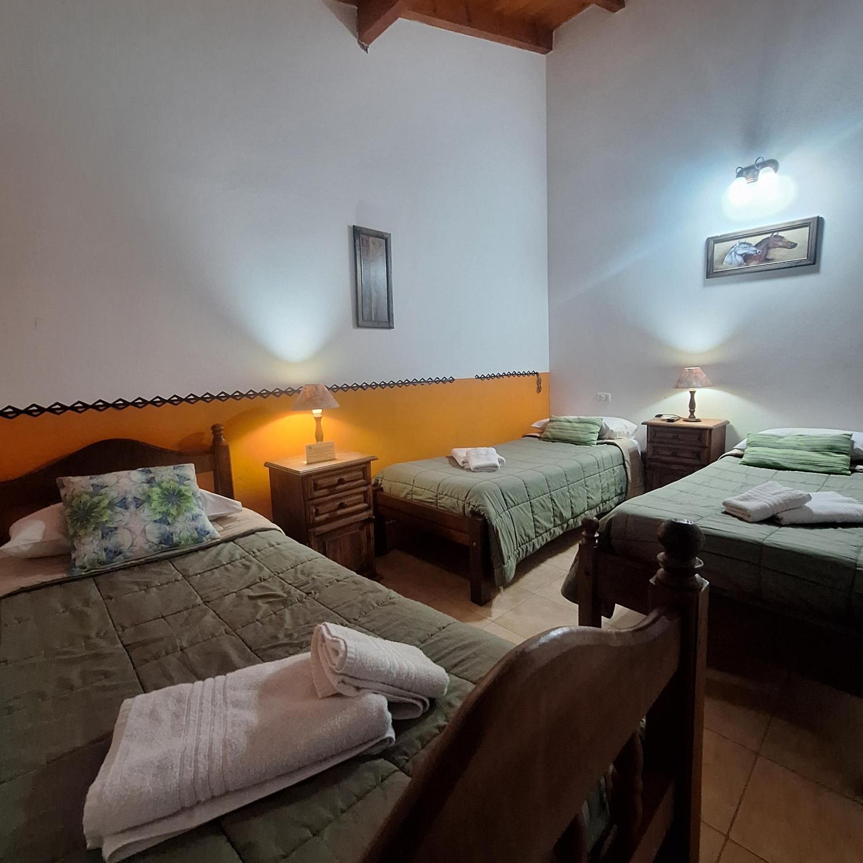 Basic Triple Room photo 1