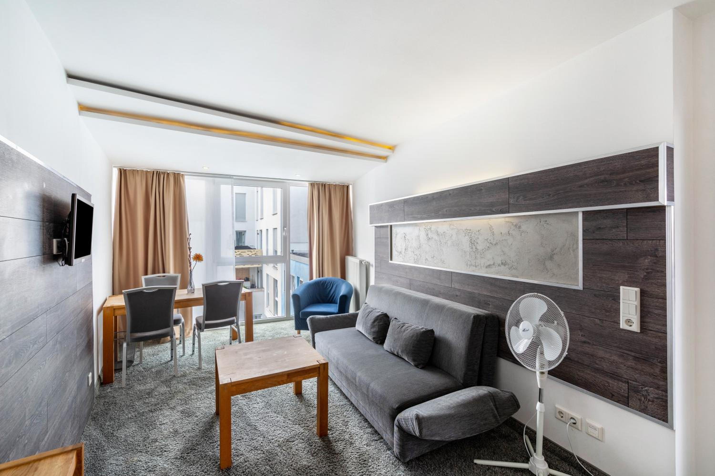 Superior One-Bedroom Apartment