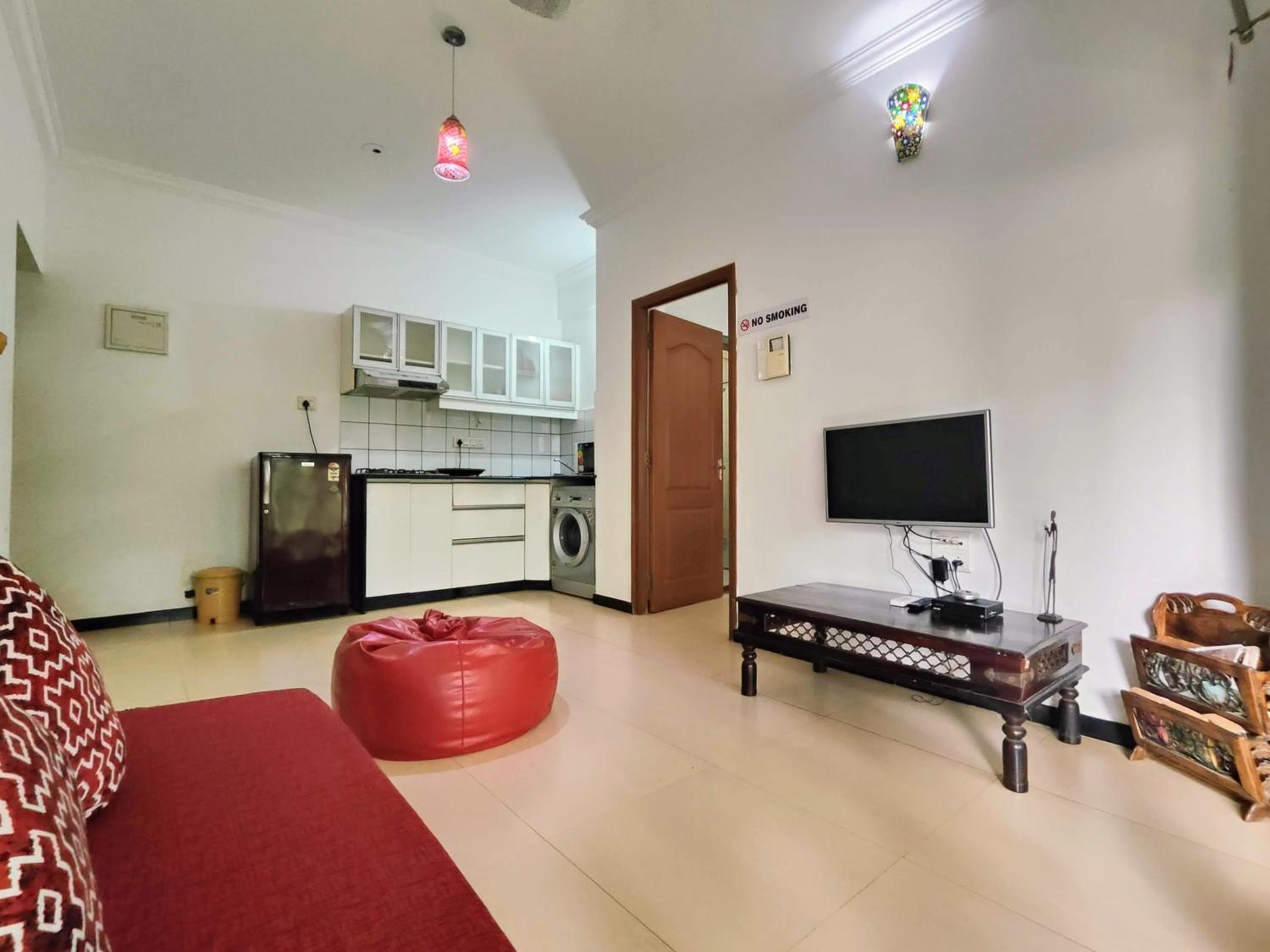 One-Bedroom Apartment with Balcony photo 2