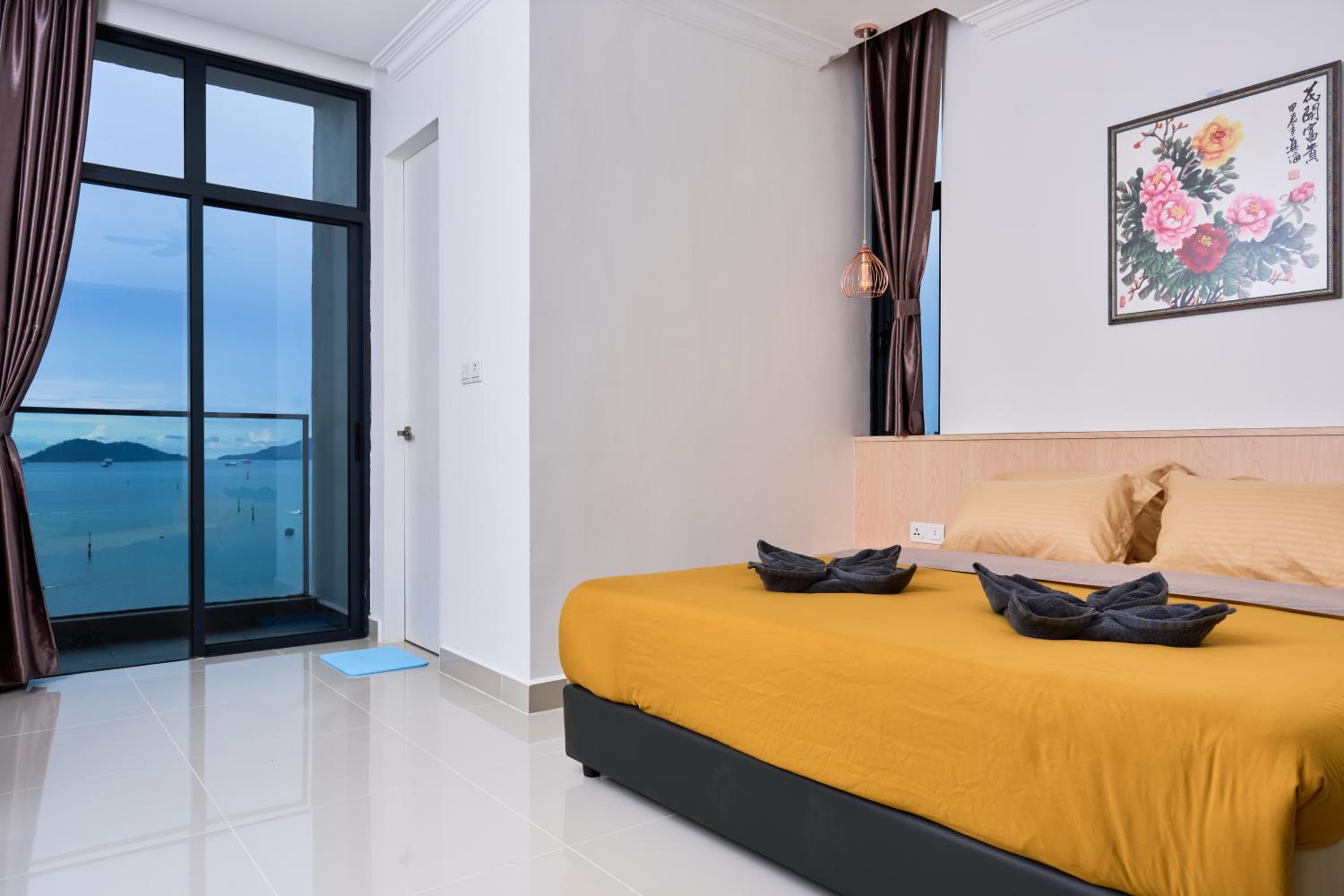 Studio with Sea View