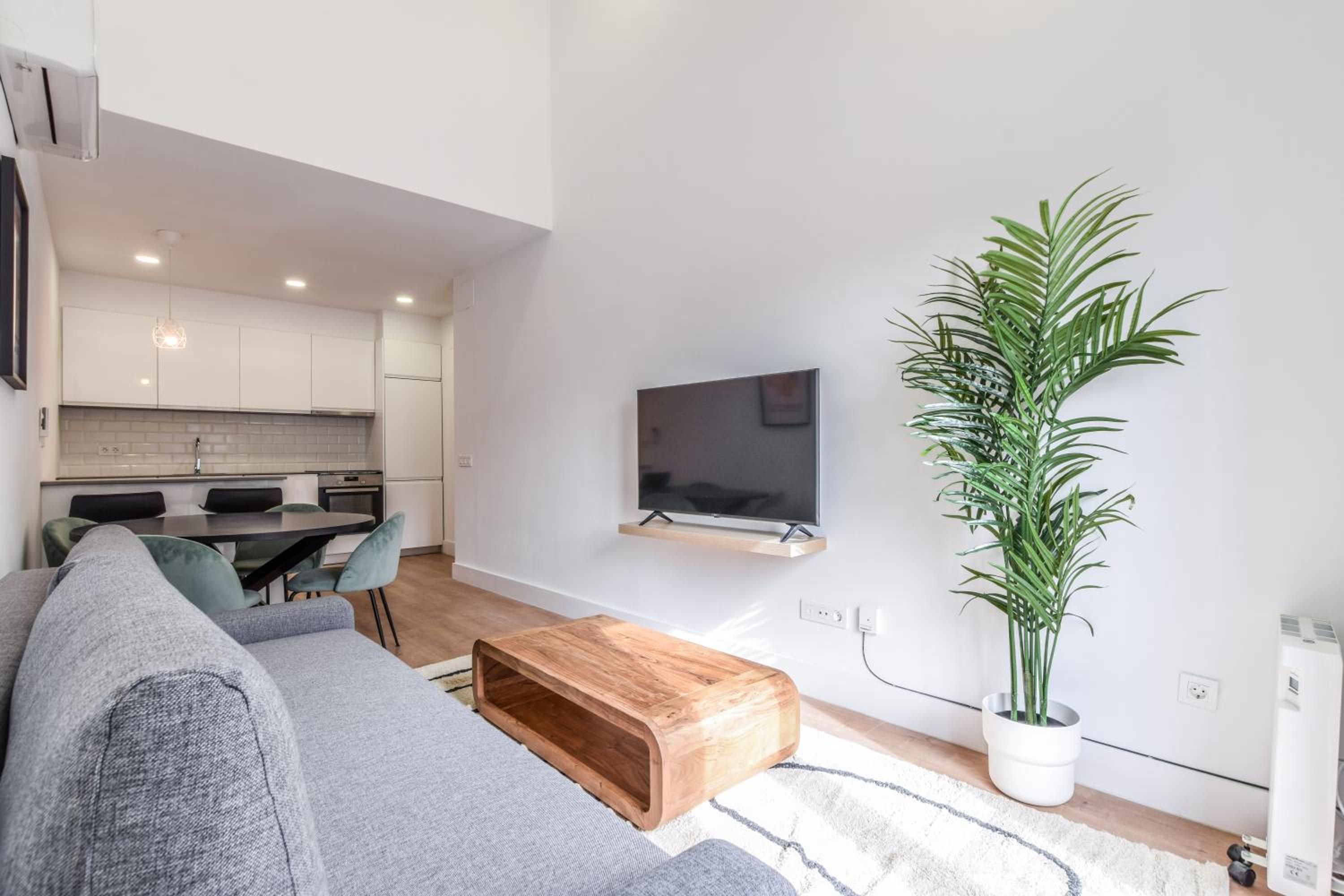 Apartamento con Balcón