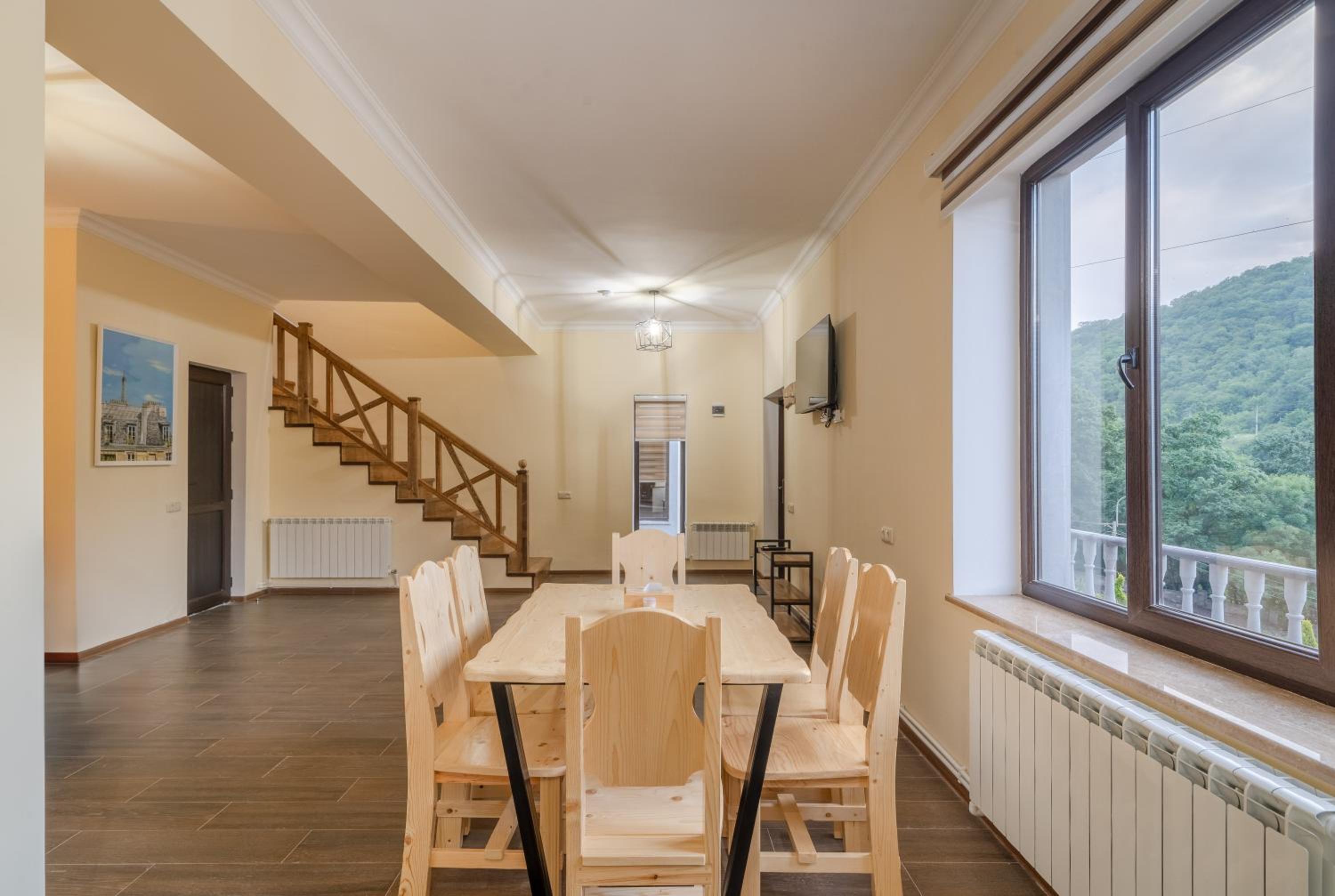 Three-Bedroom House photo 2