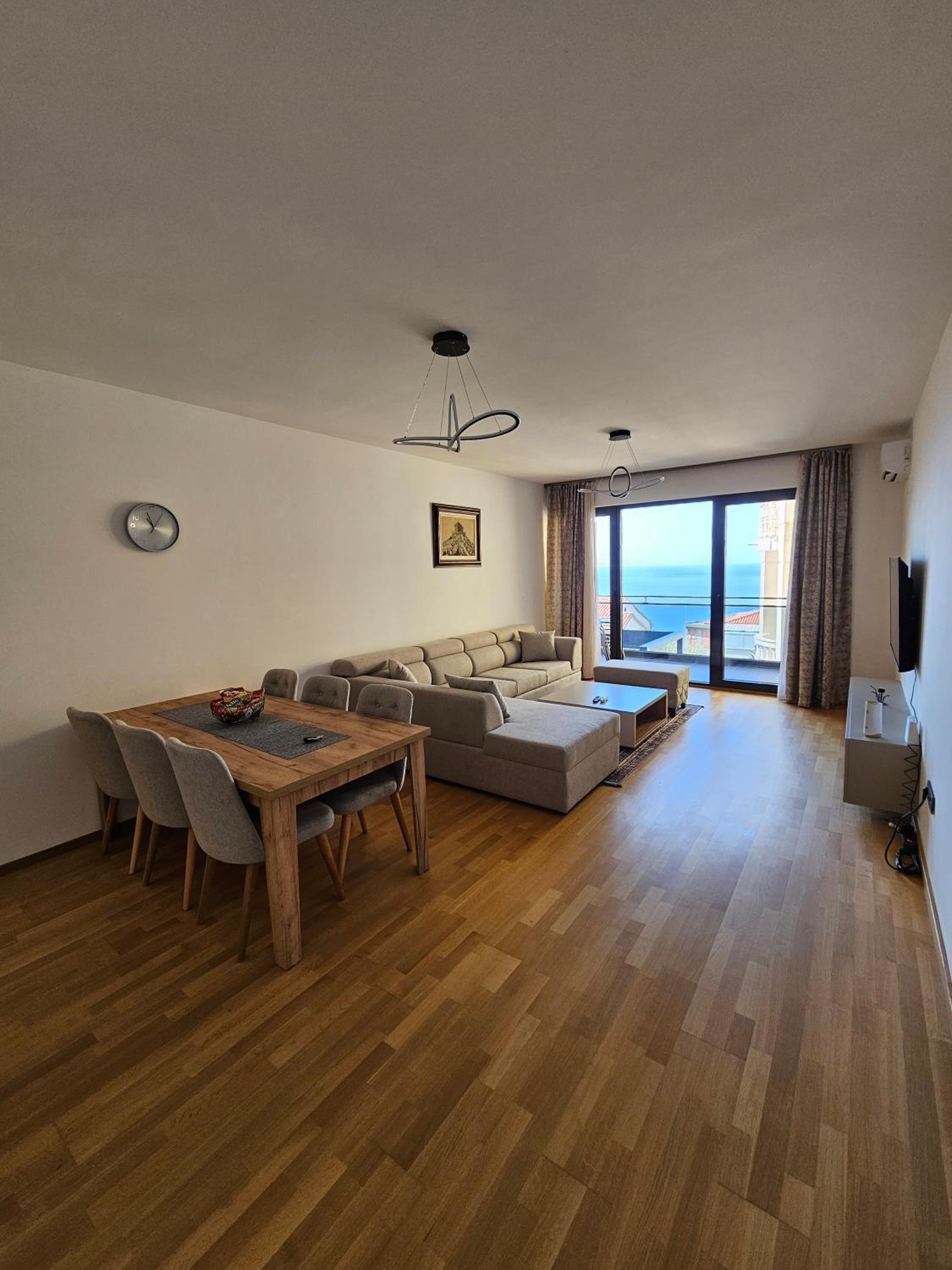 Two-Bedroom Apartment photo 3