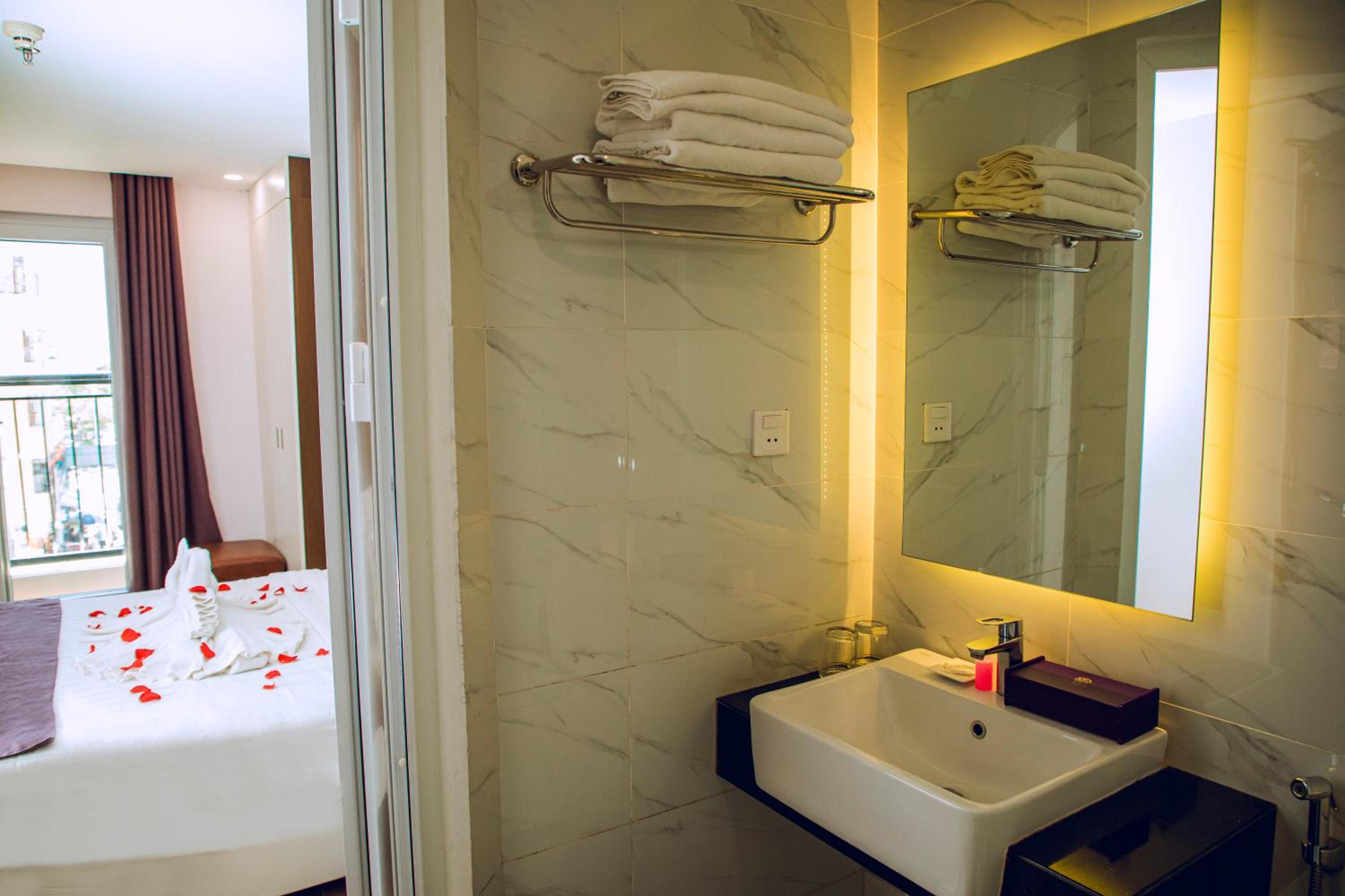 Superior Double Room - Photo 9