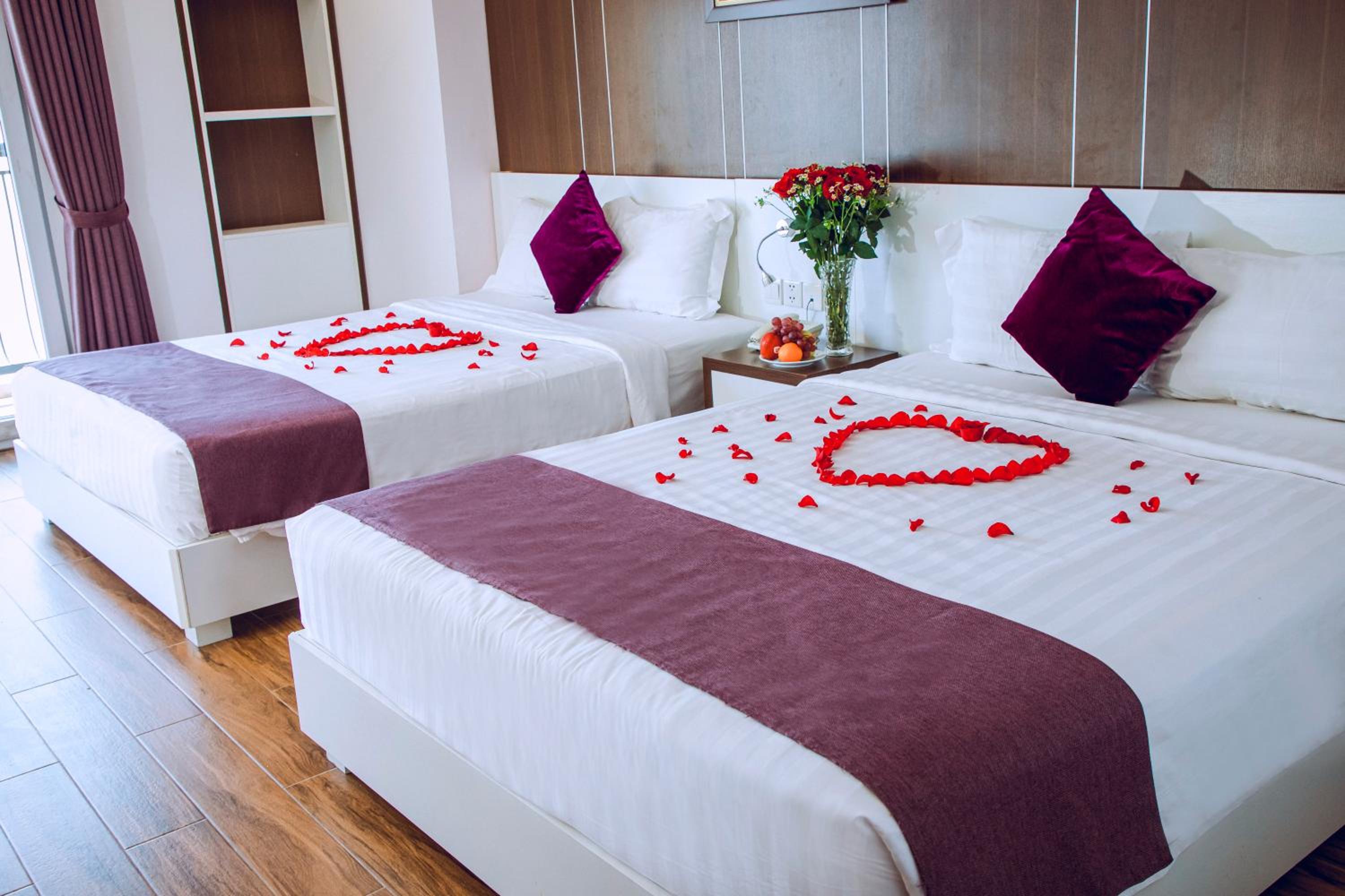 Triple Room with City View - Photo 9