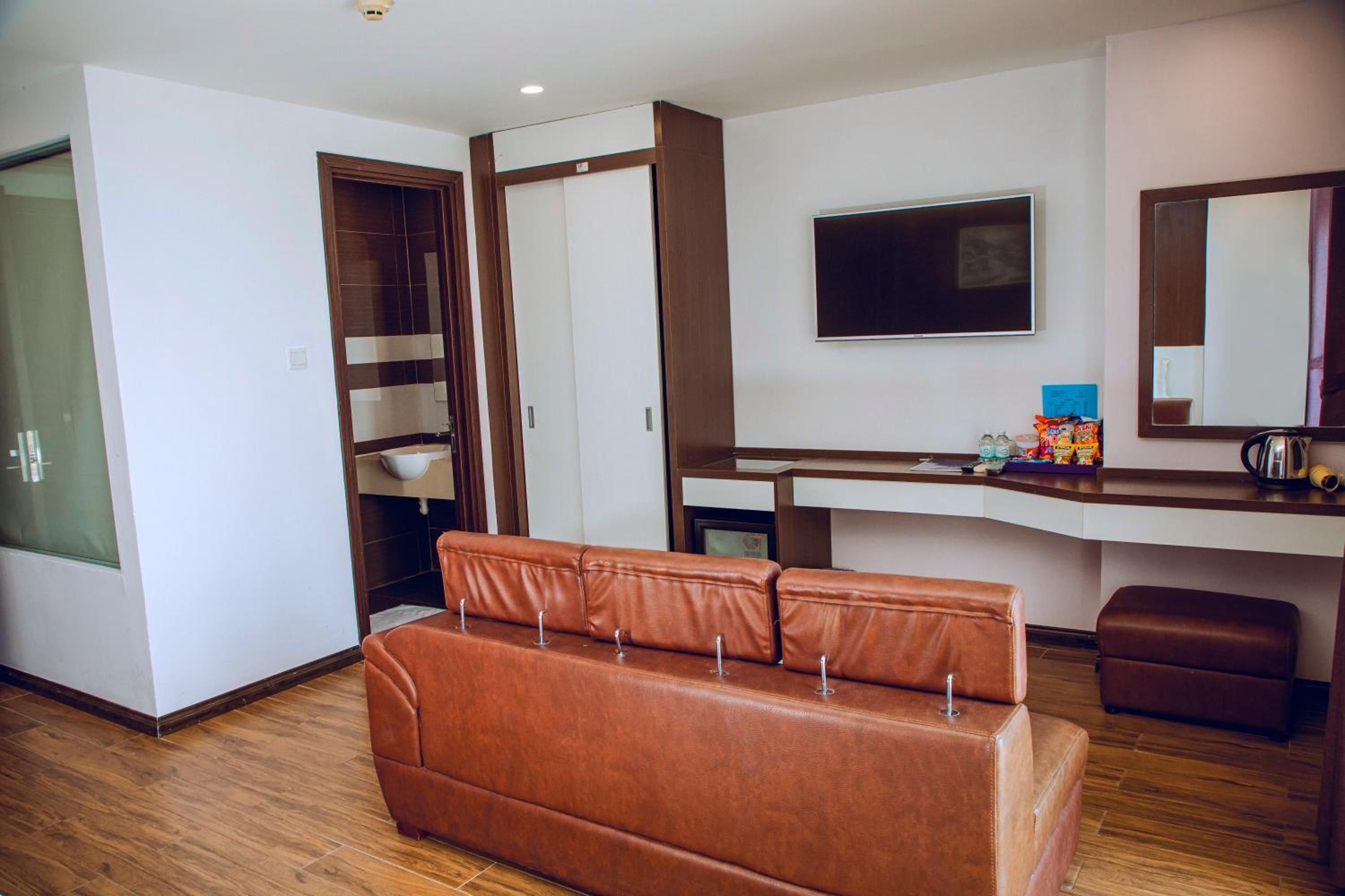Family Room with Balcony - Photo 11