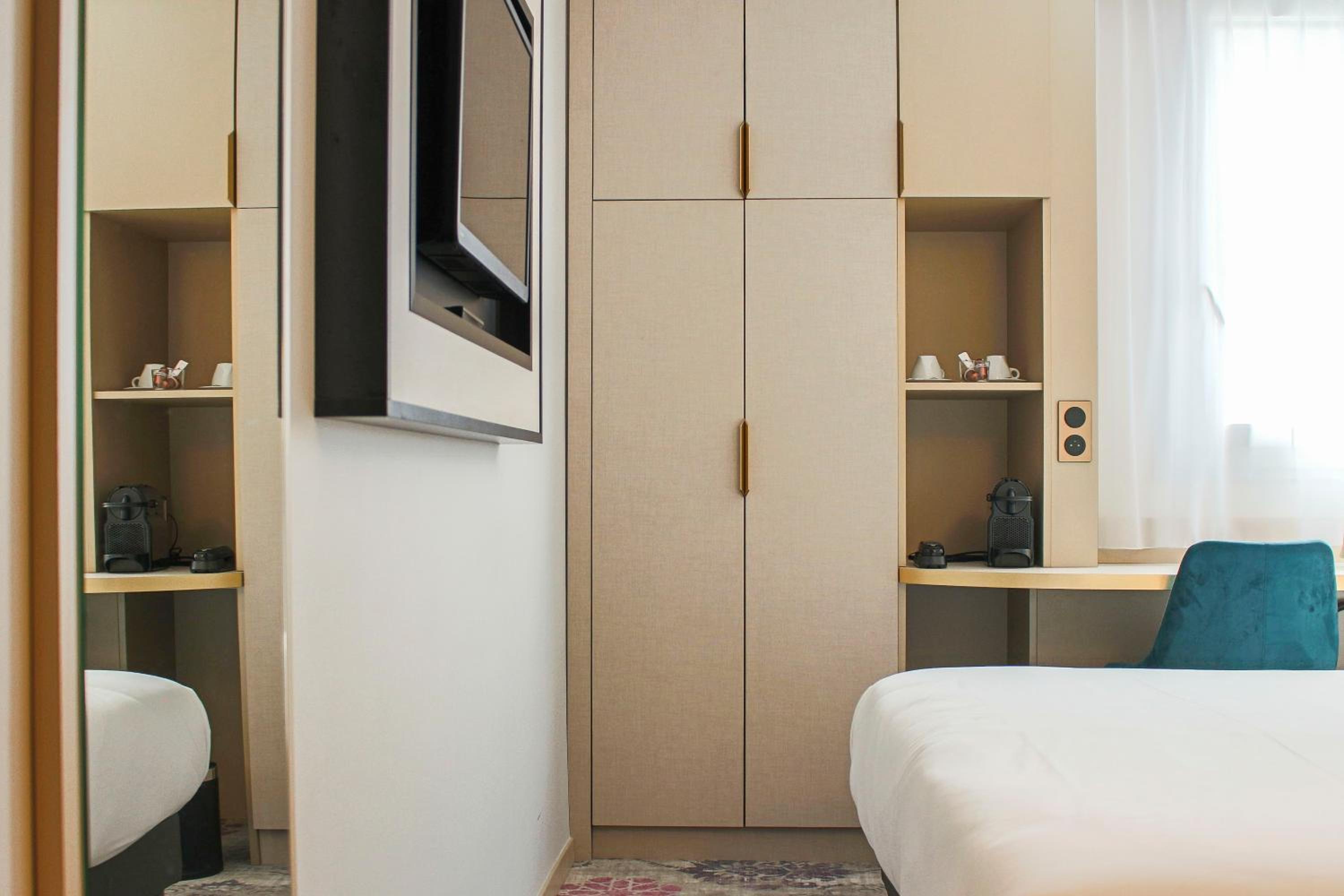 Double Room - Photo 7