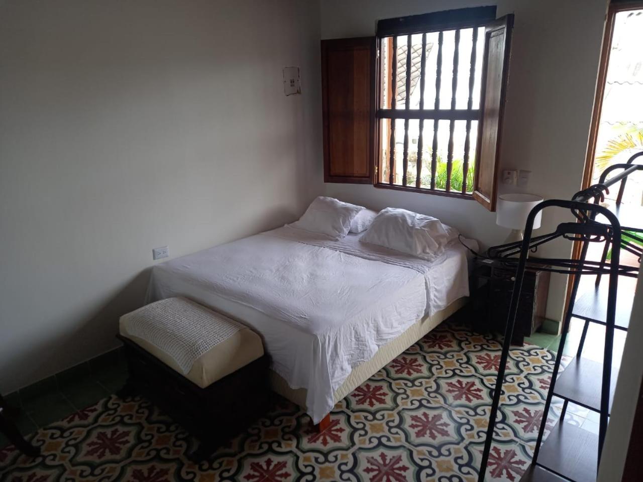 Standard King Room photo 1
