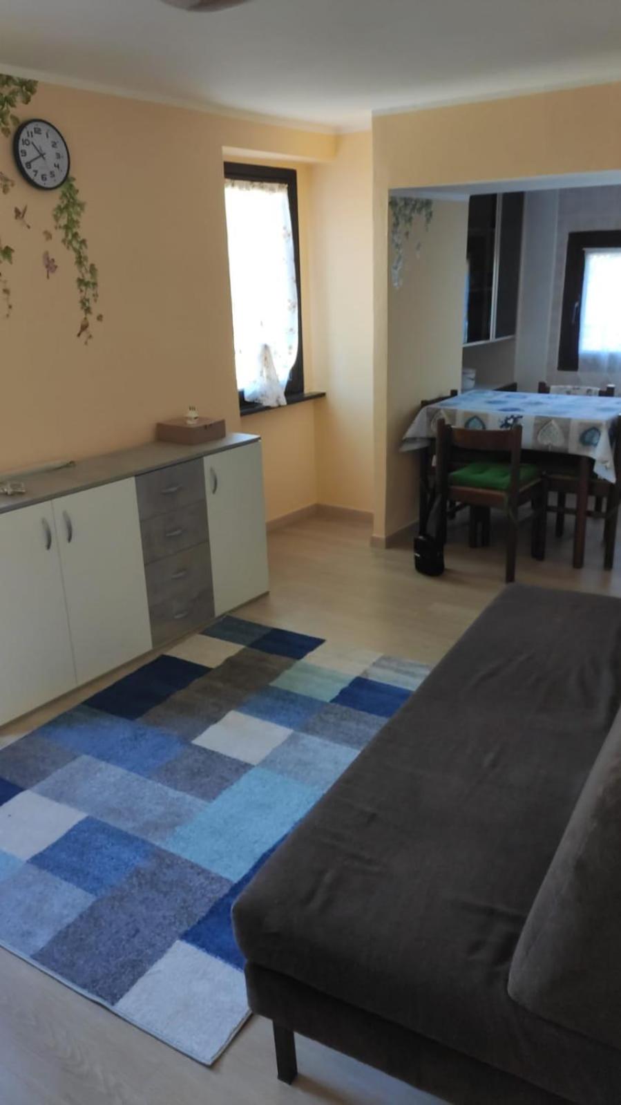 One-Bedroom House photo 1