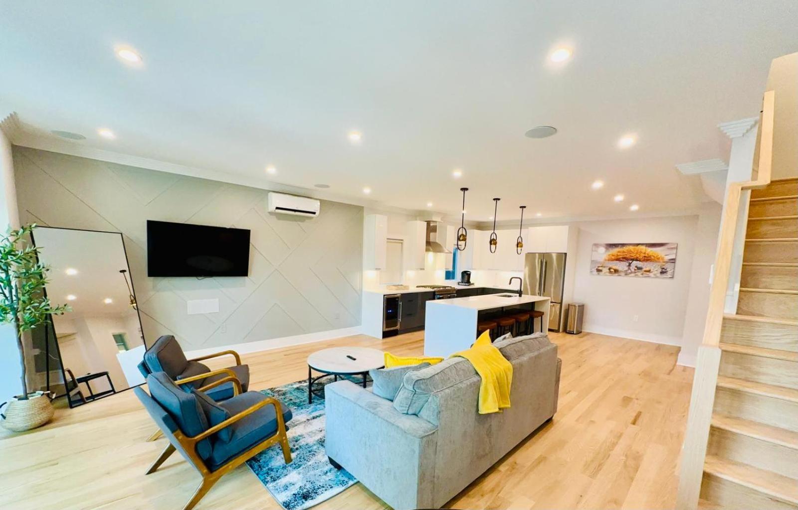Villa photo 1