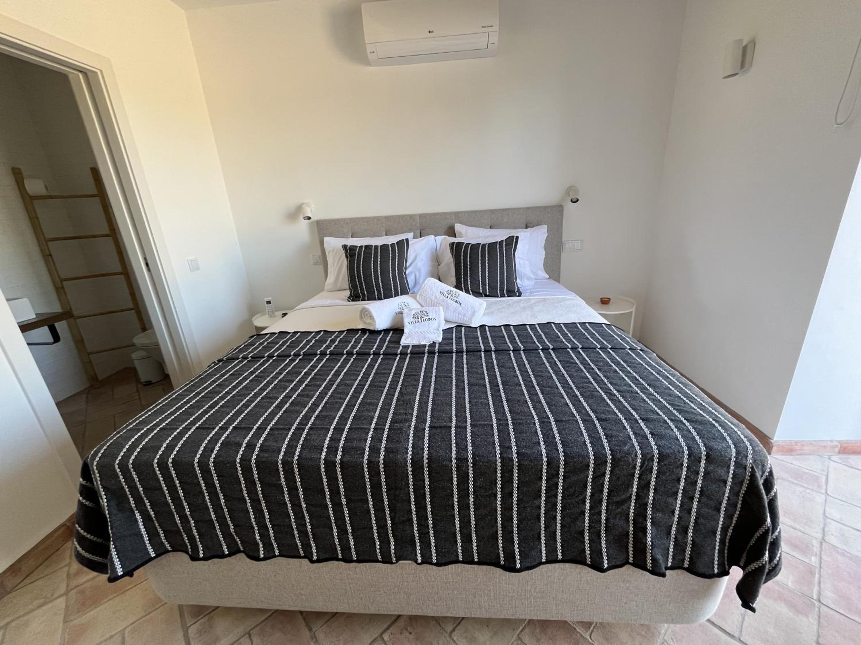 Deluxe Family Suite