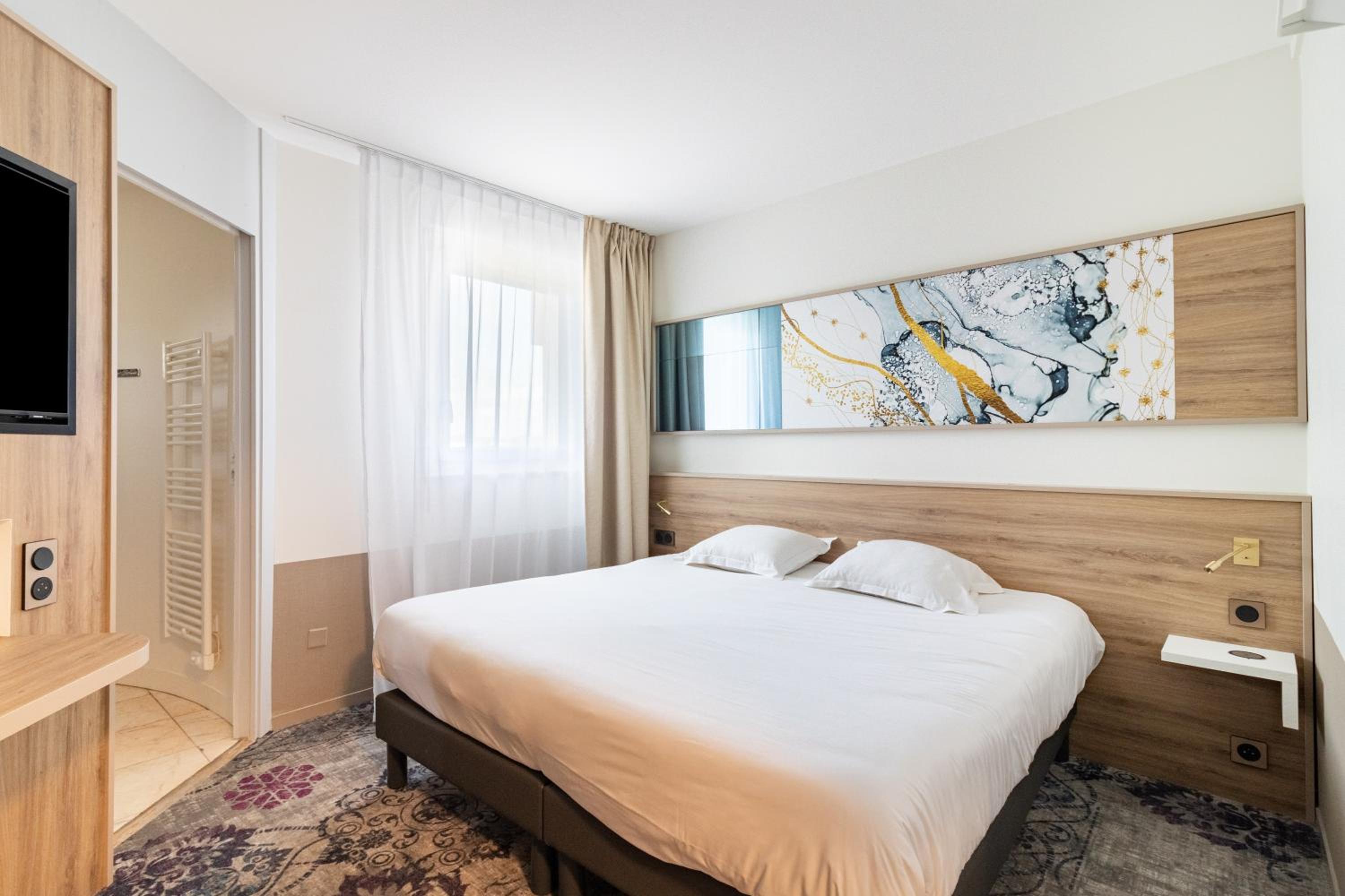 Superior Double Room - Photo 1