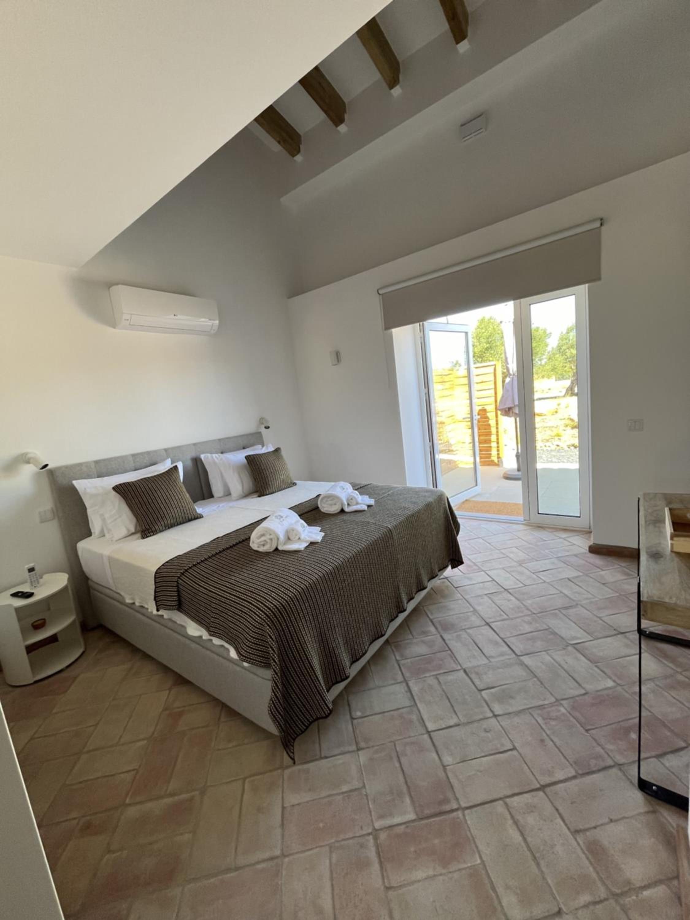 Superior King Suite