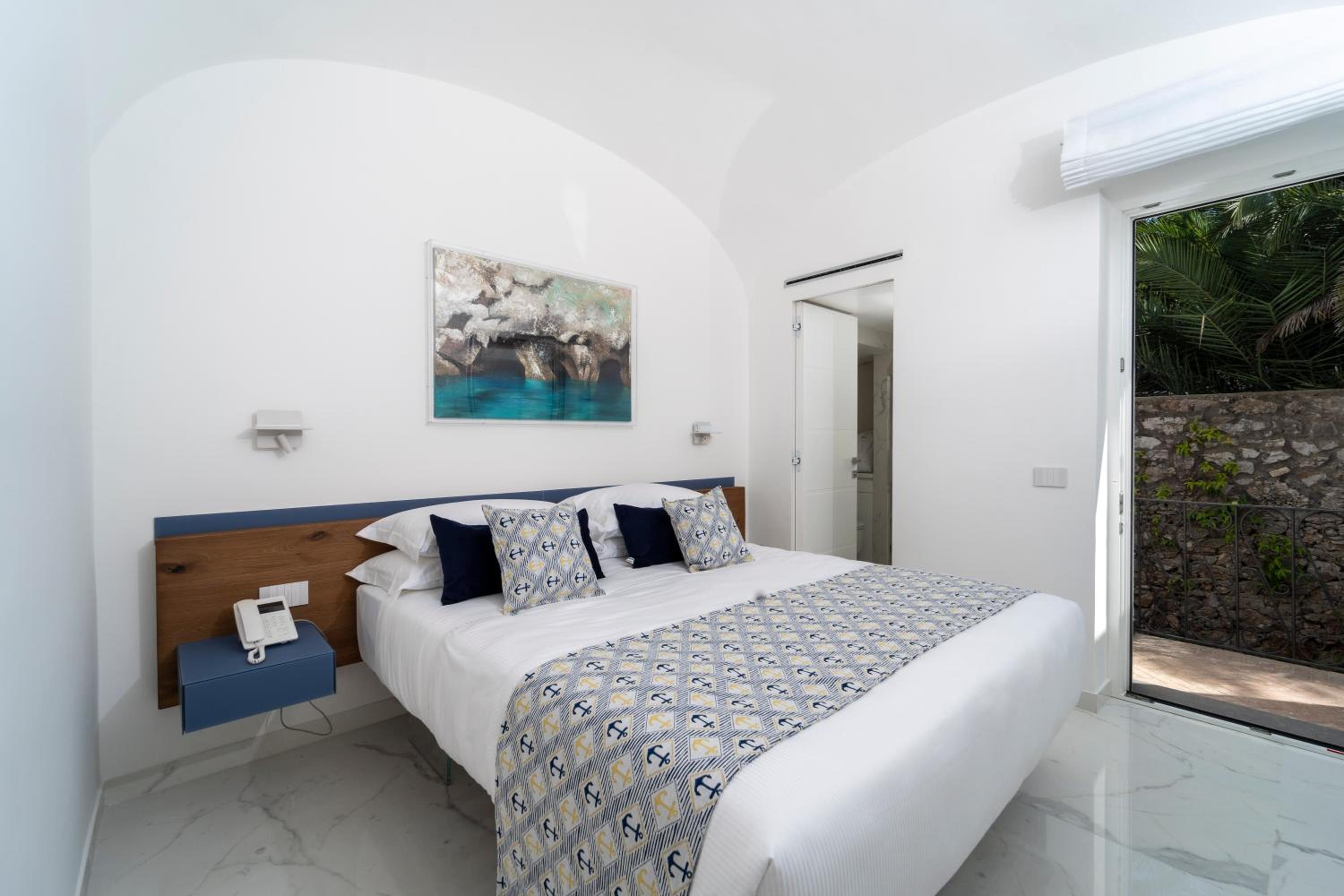 Double Room with Balcony photo 3