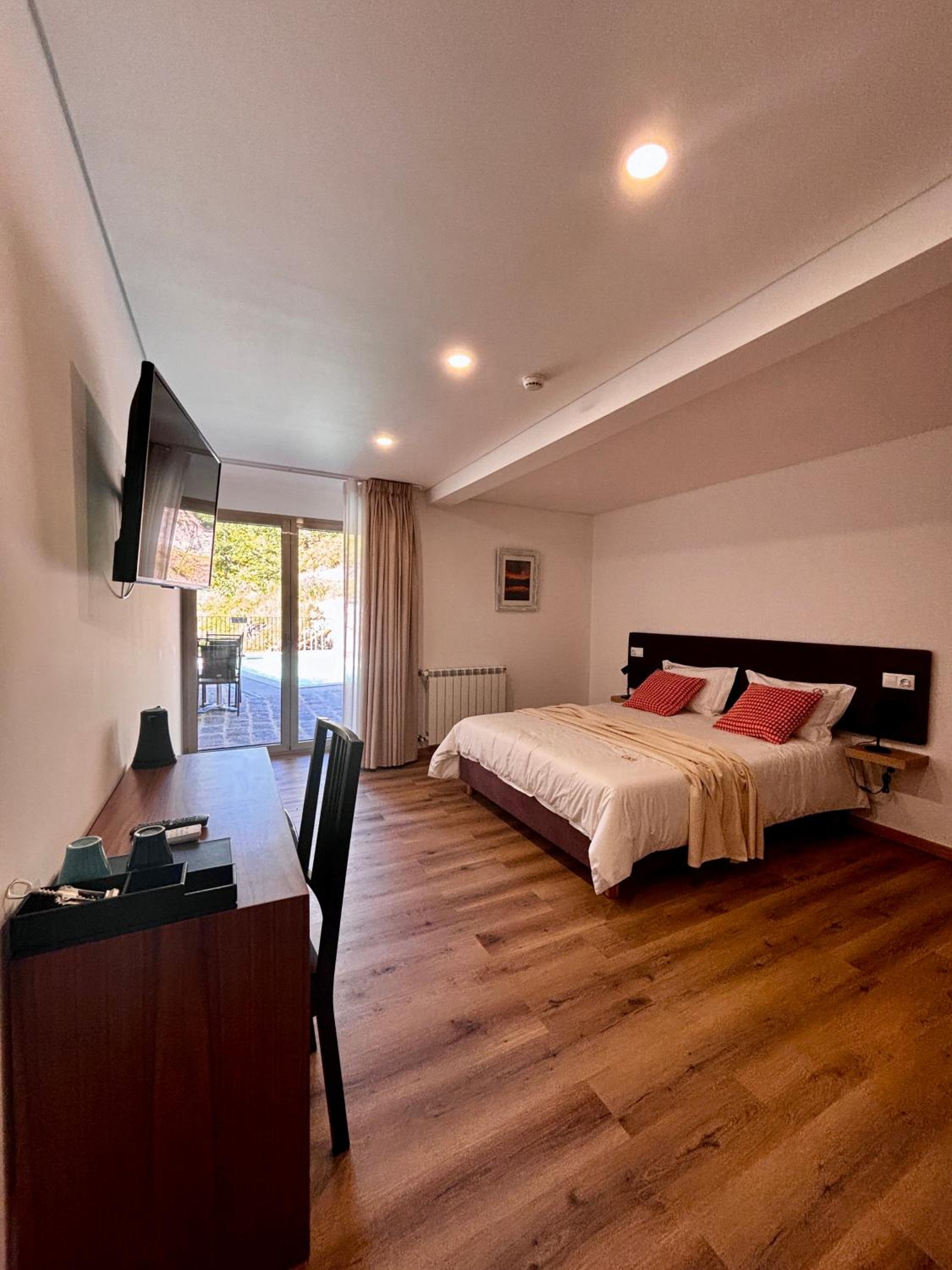Double Room with Pool View