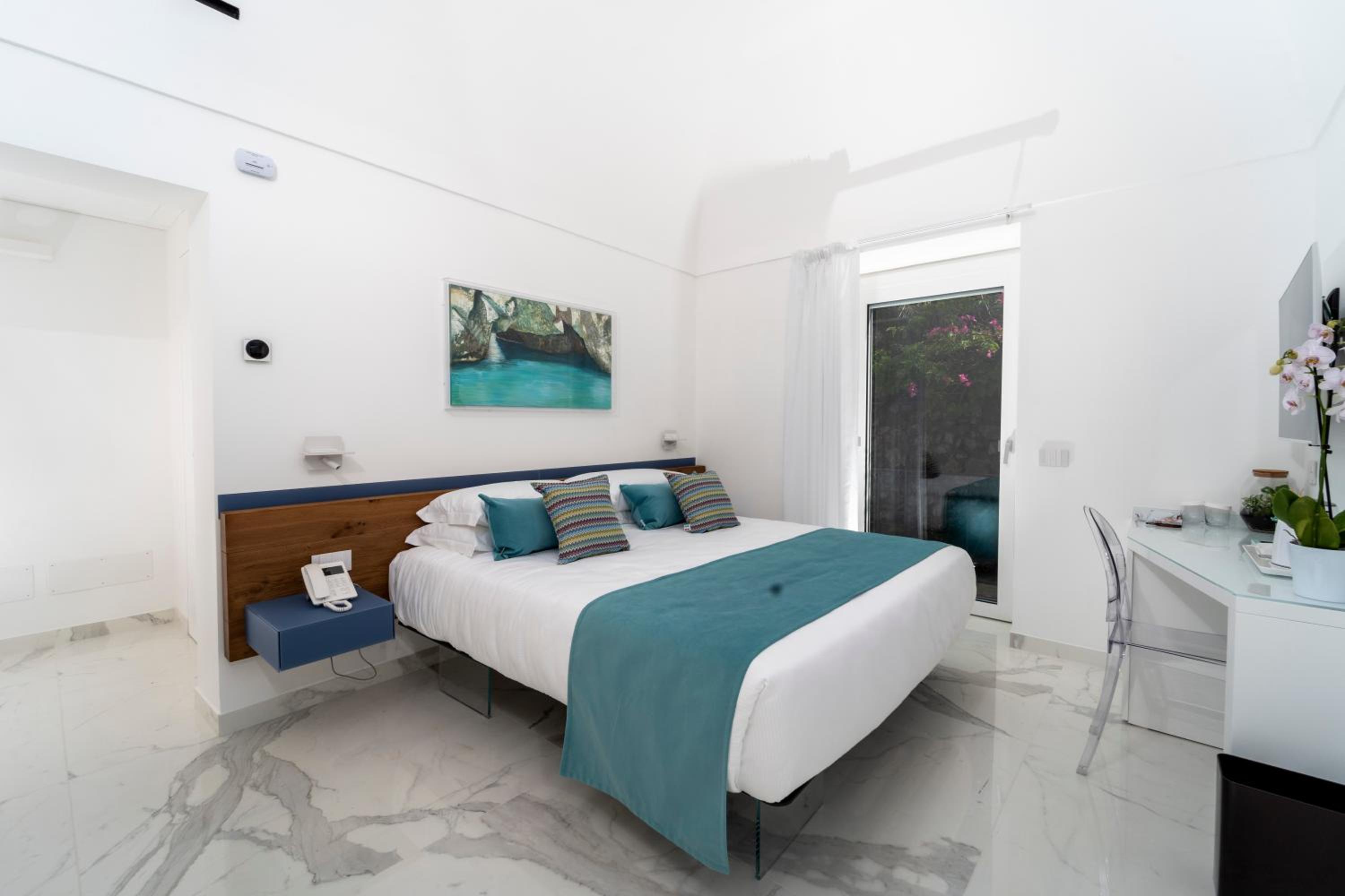 Double Room with Terrace photo 2
