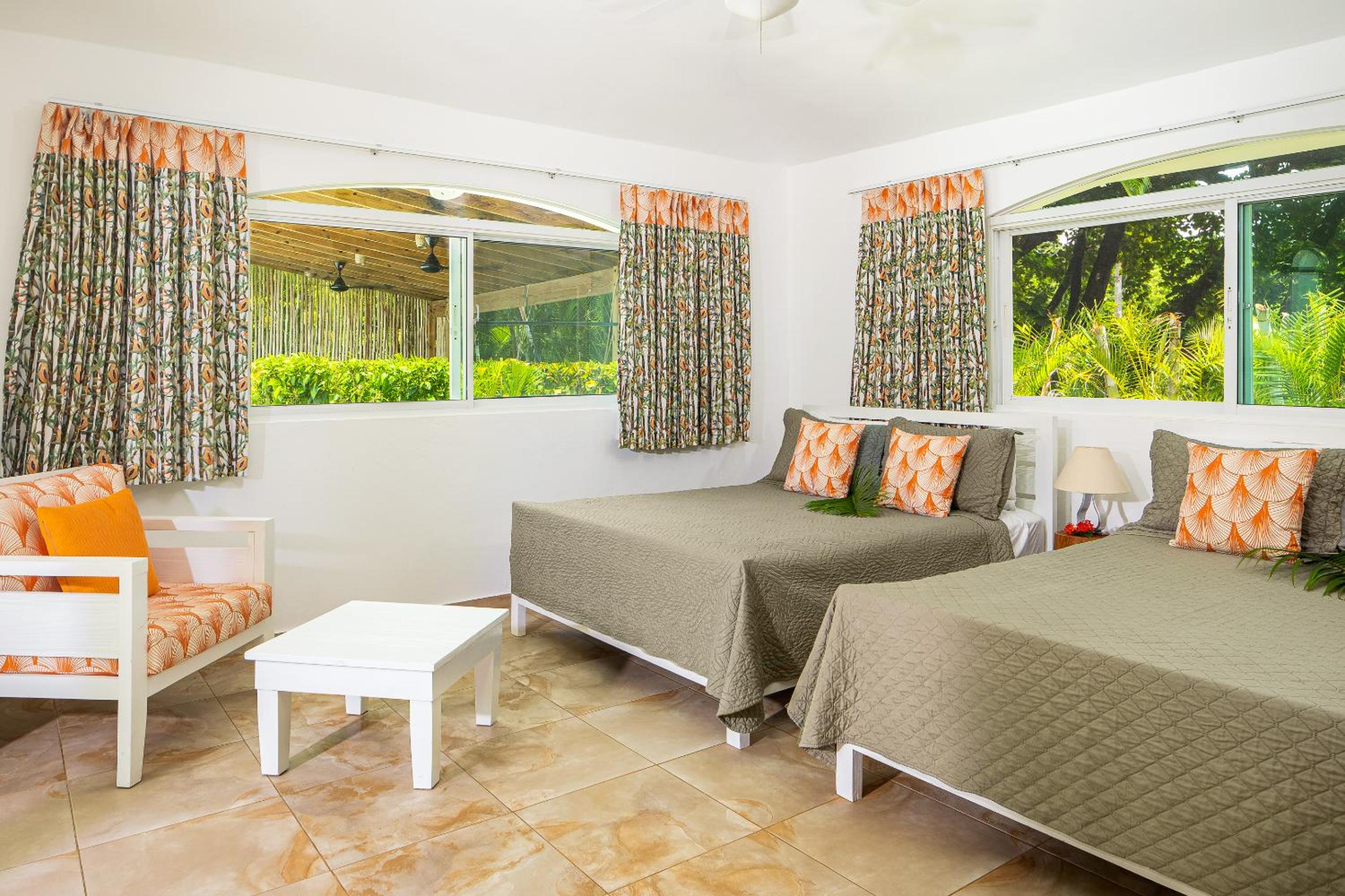 Villa - Beach Front