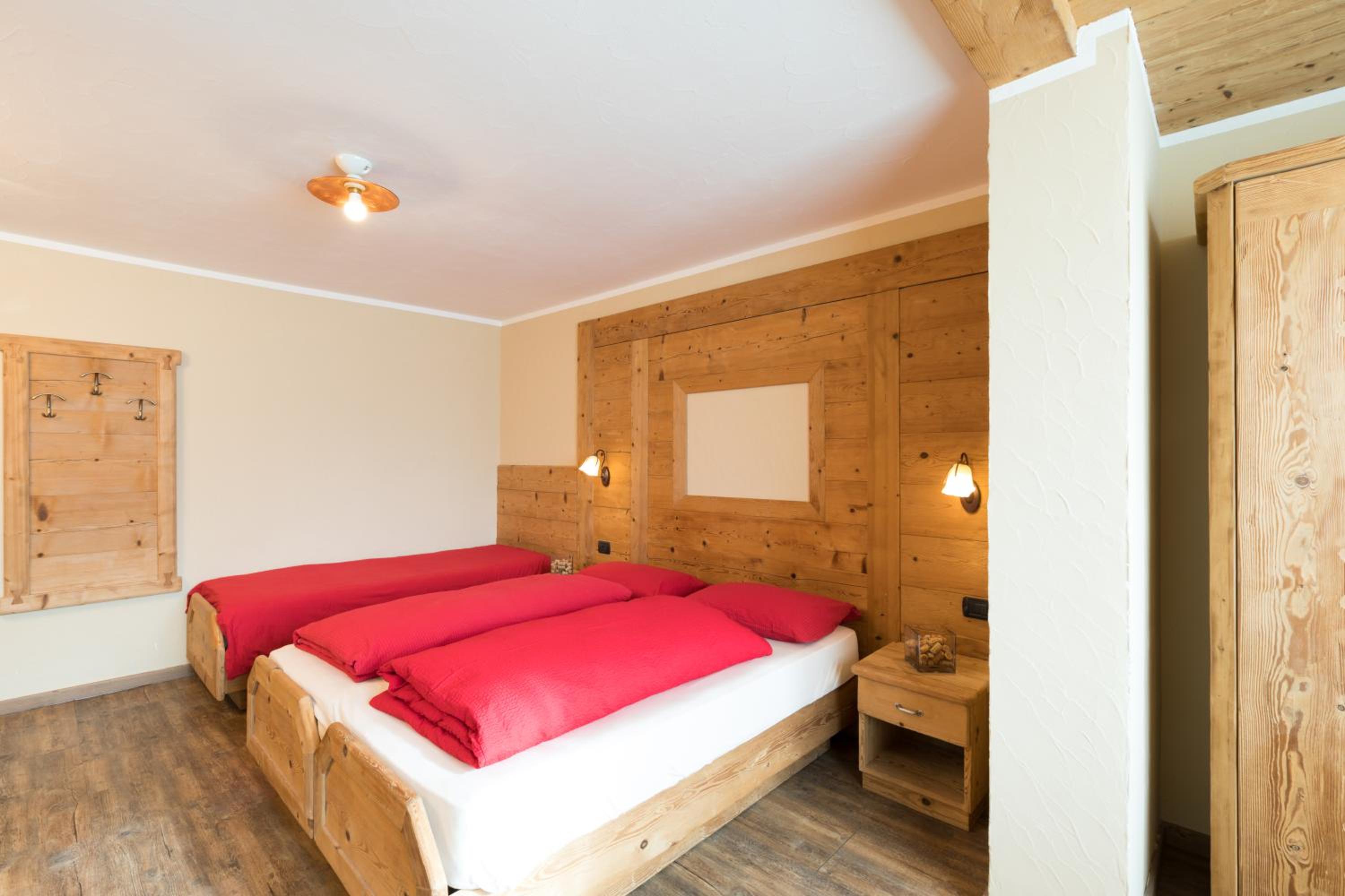 Quadruple Room photo 3