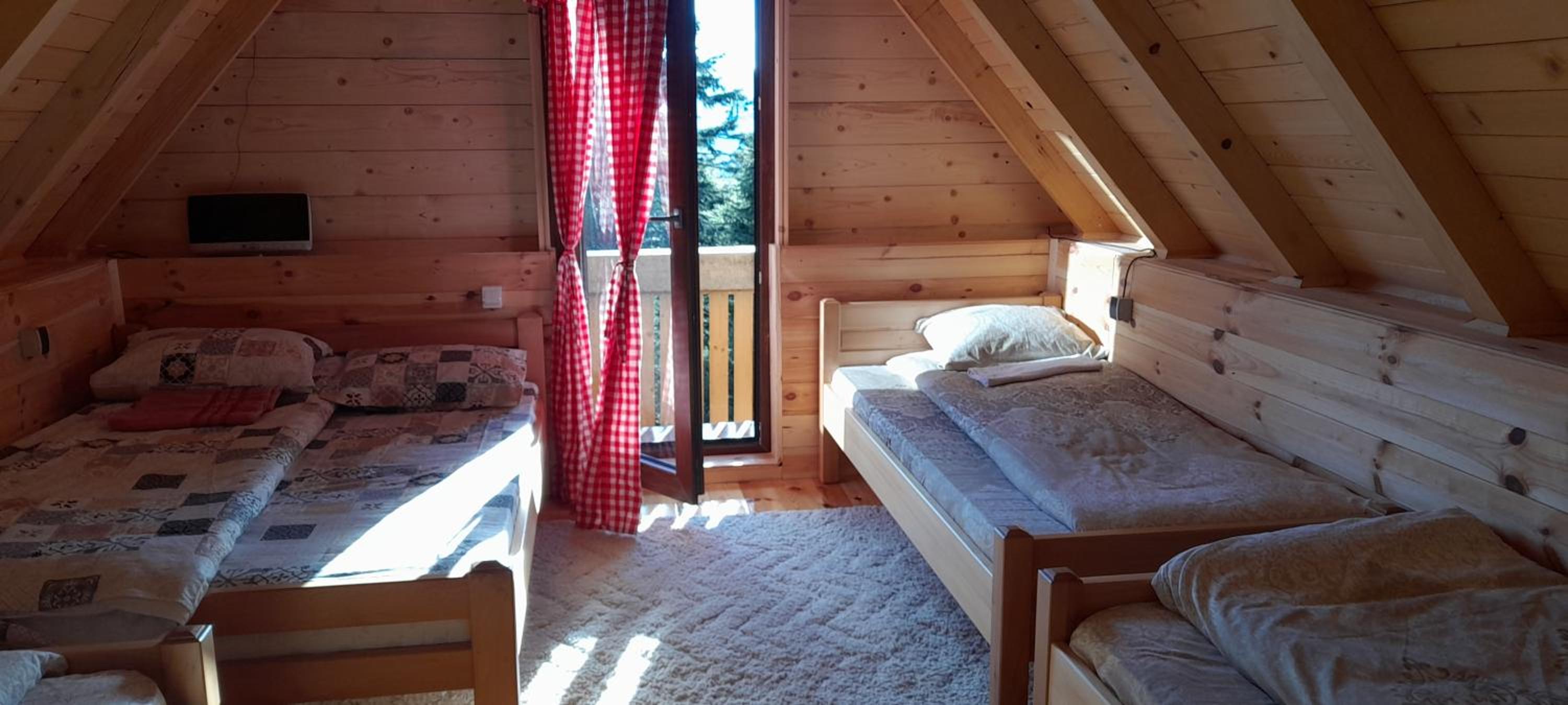 One-Bedroom House photo 1