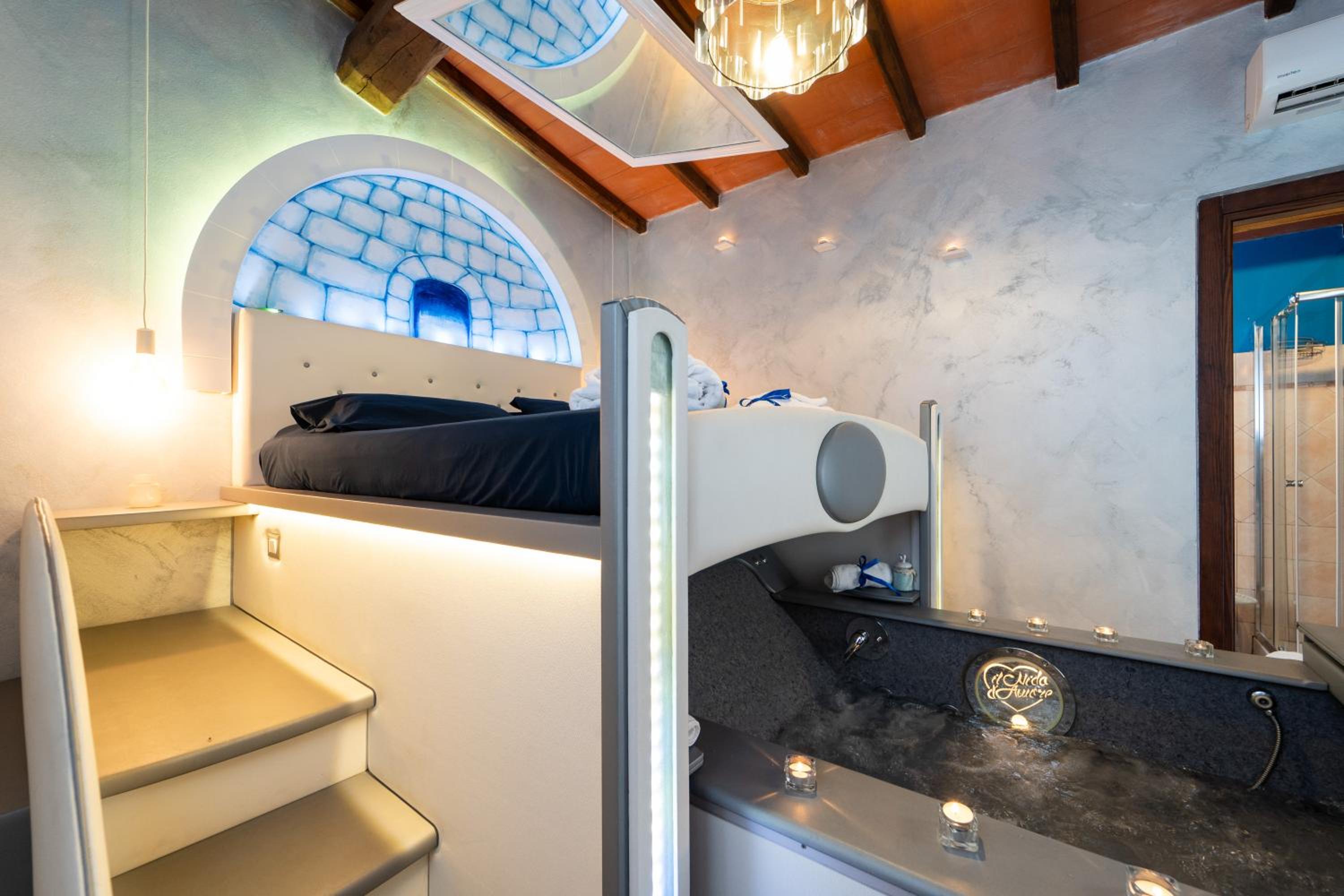 Deluxe Double Room with Bath