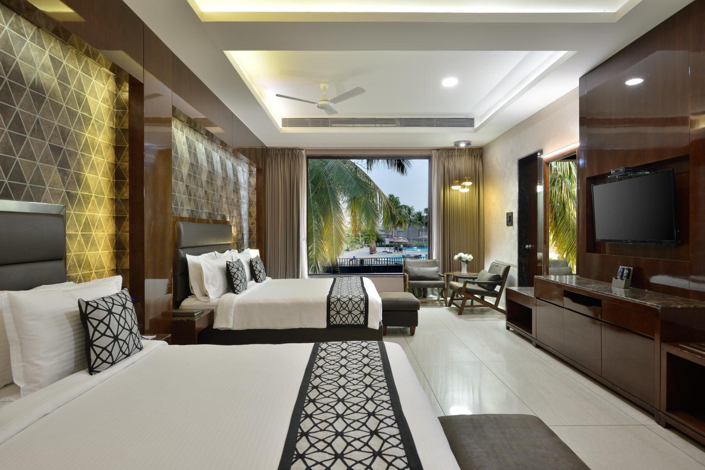 Luxury Deluxe Garden View