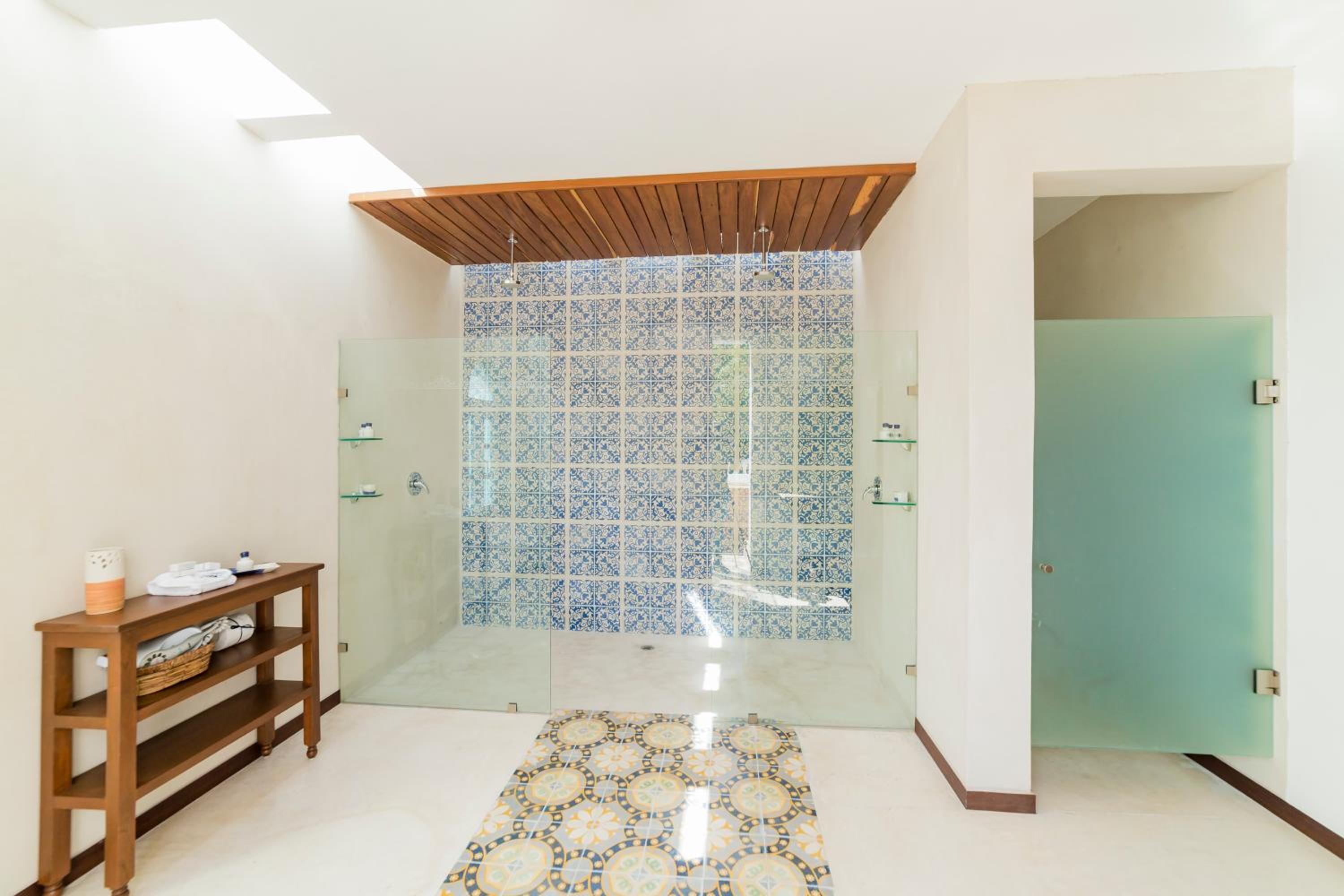 Suite with Terrace - Photo 5