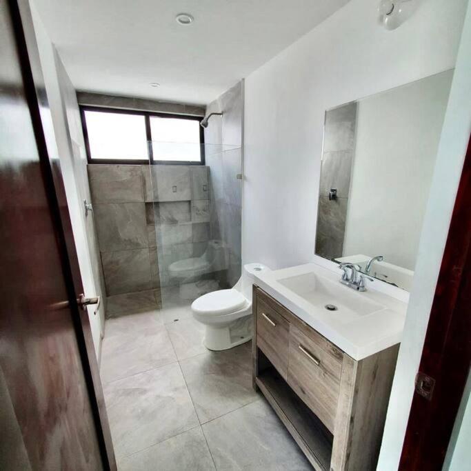 Three-Bedroom House photo 3