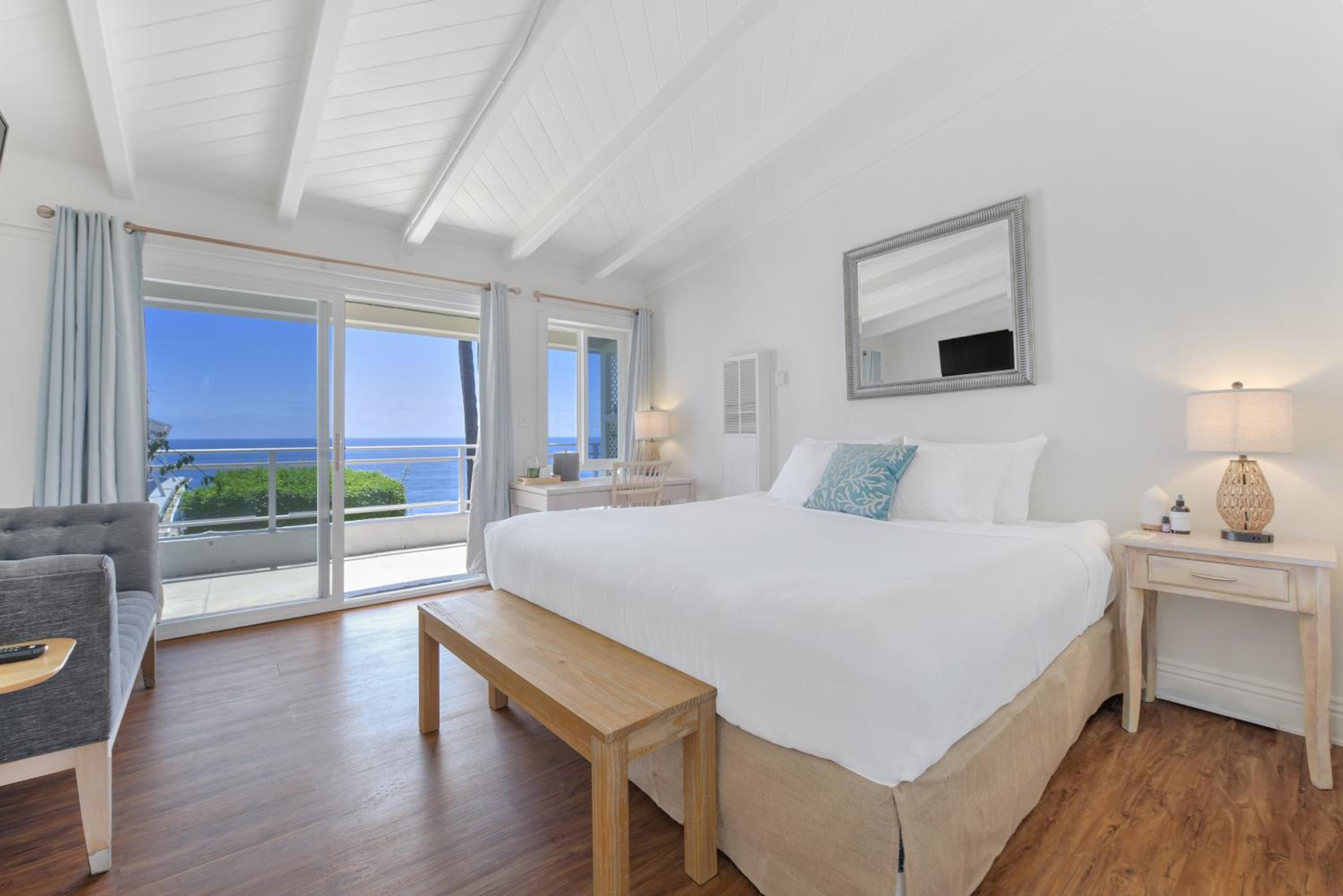 Ocean View King Room photo 1