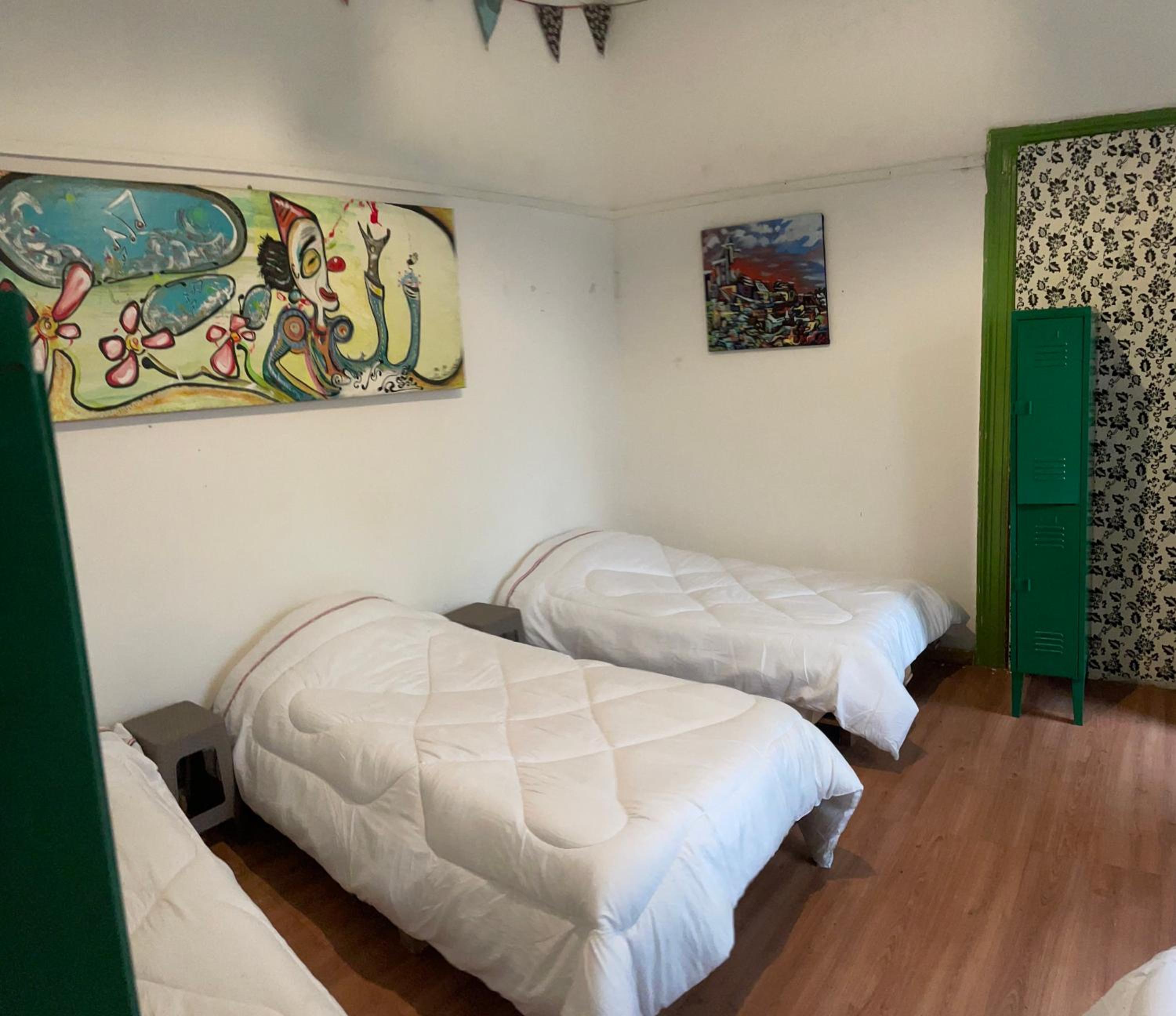 Single Bed in Mixed Dormitory Room
