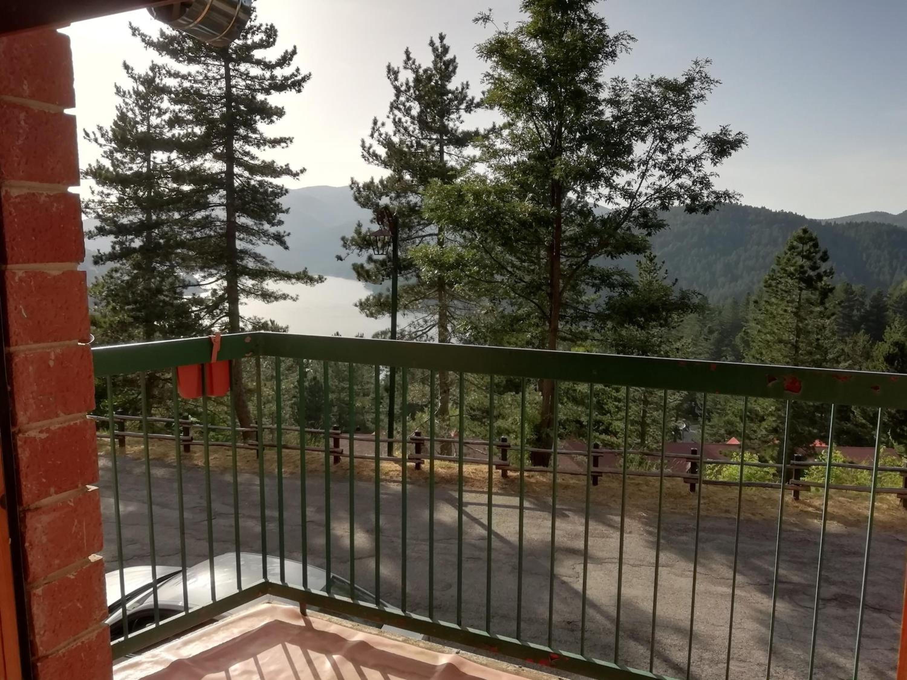 Apartment With Lake View photo 3