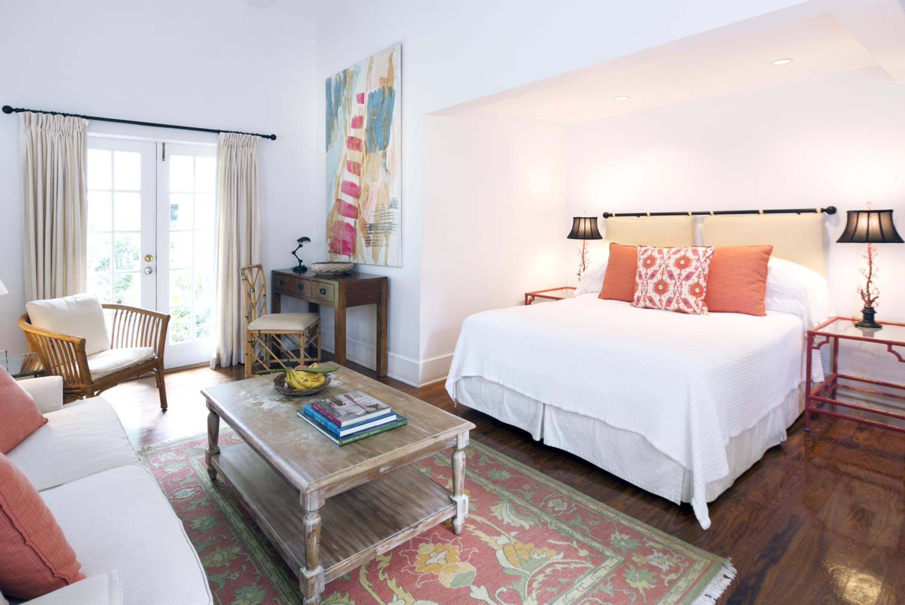 Deluxe Queen Room - Photo 5
