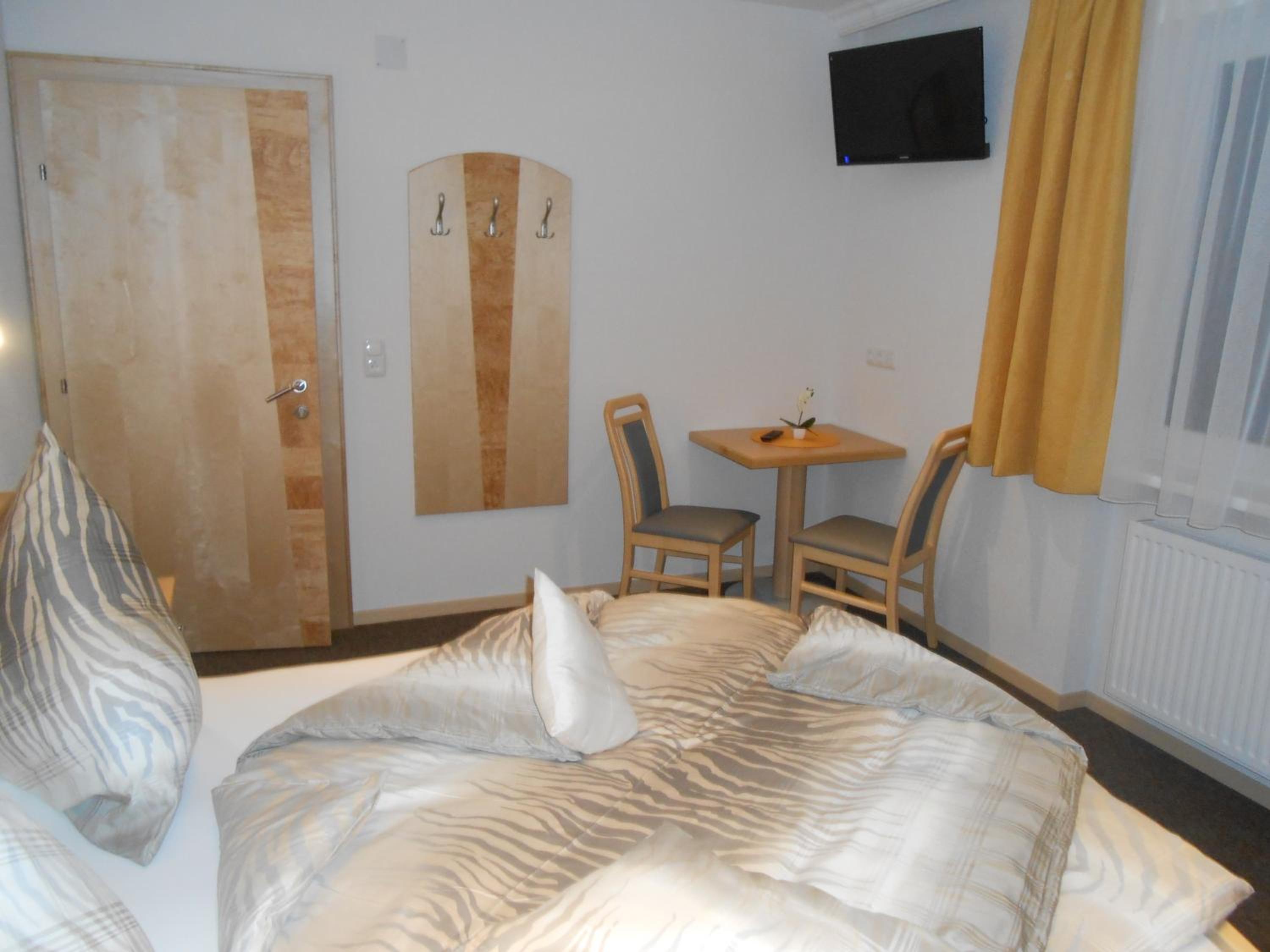 Comfort Two-Bedroom Apartment with Balcony photo 1