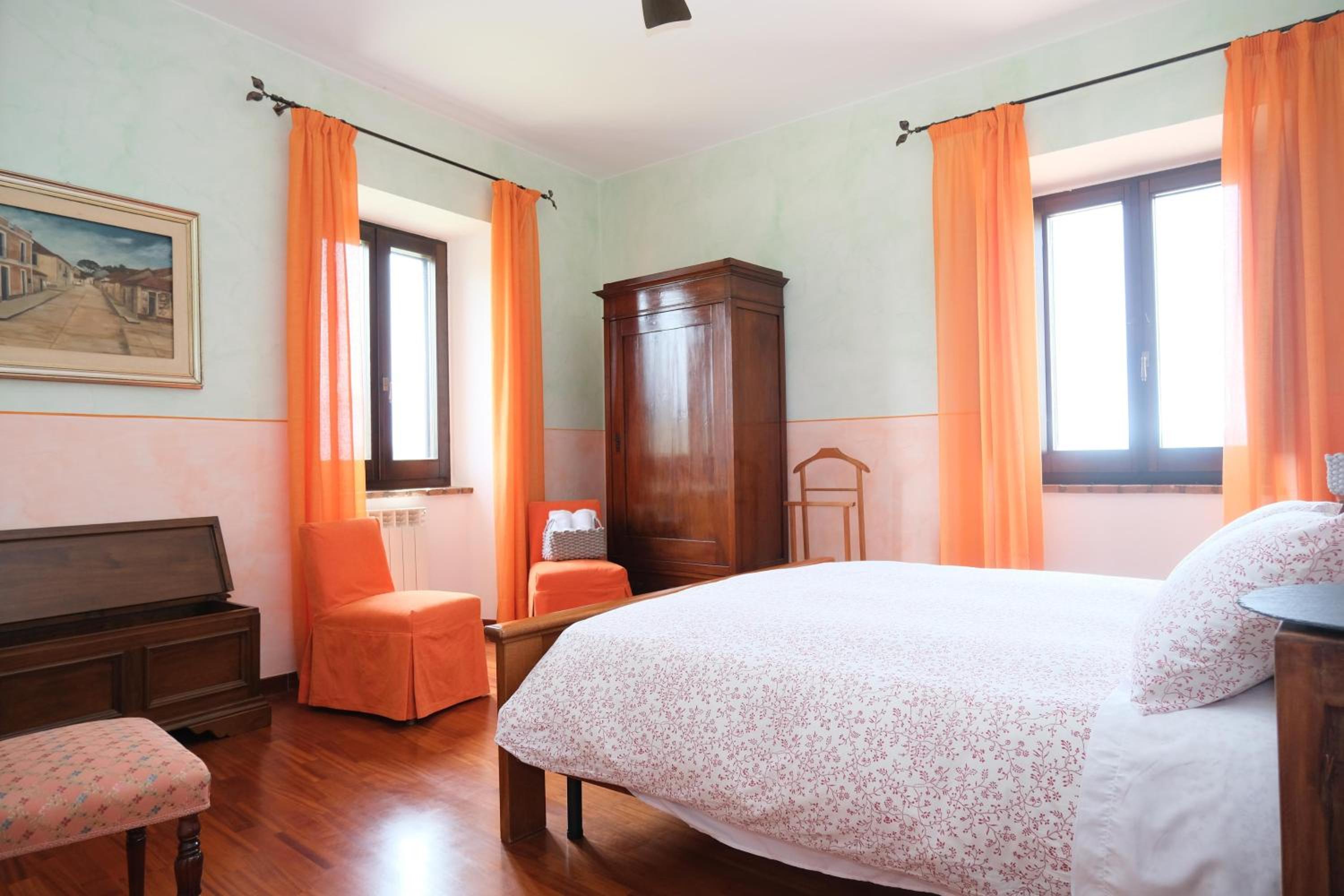 Double Room - Photo 4