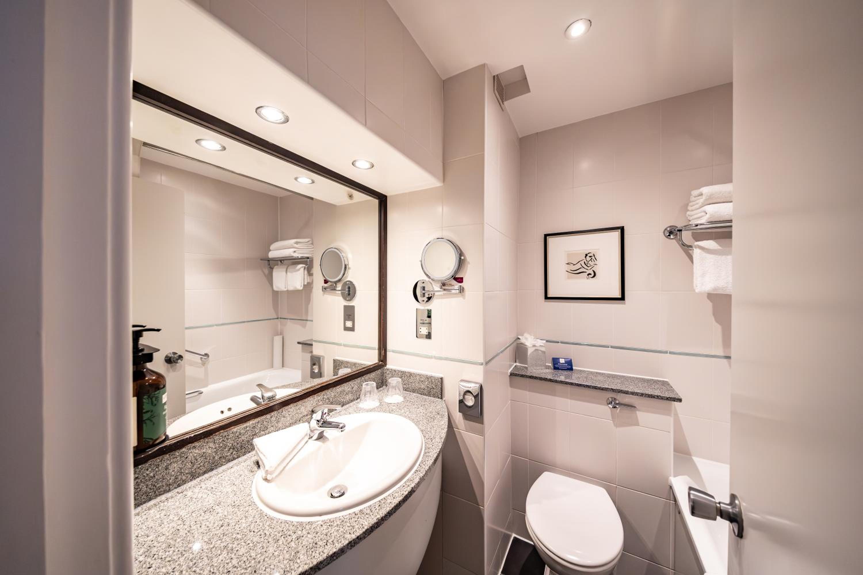 Standard Double Room - Photo 1