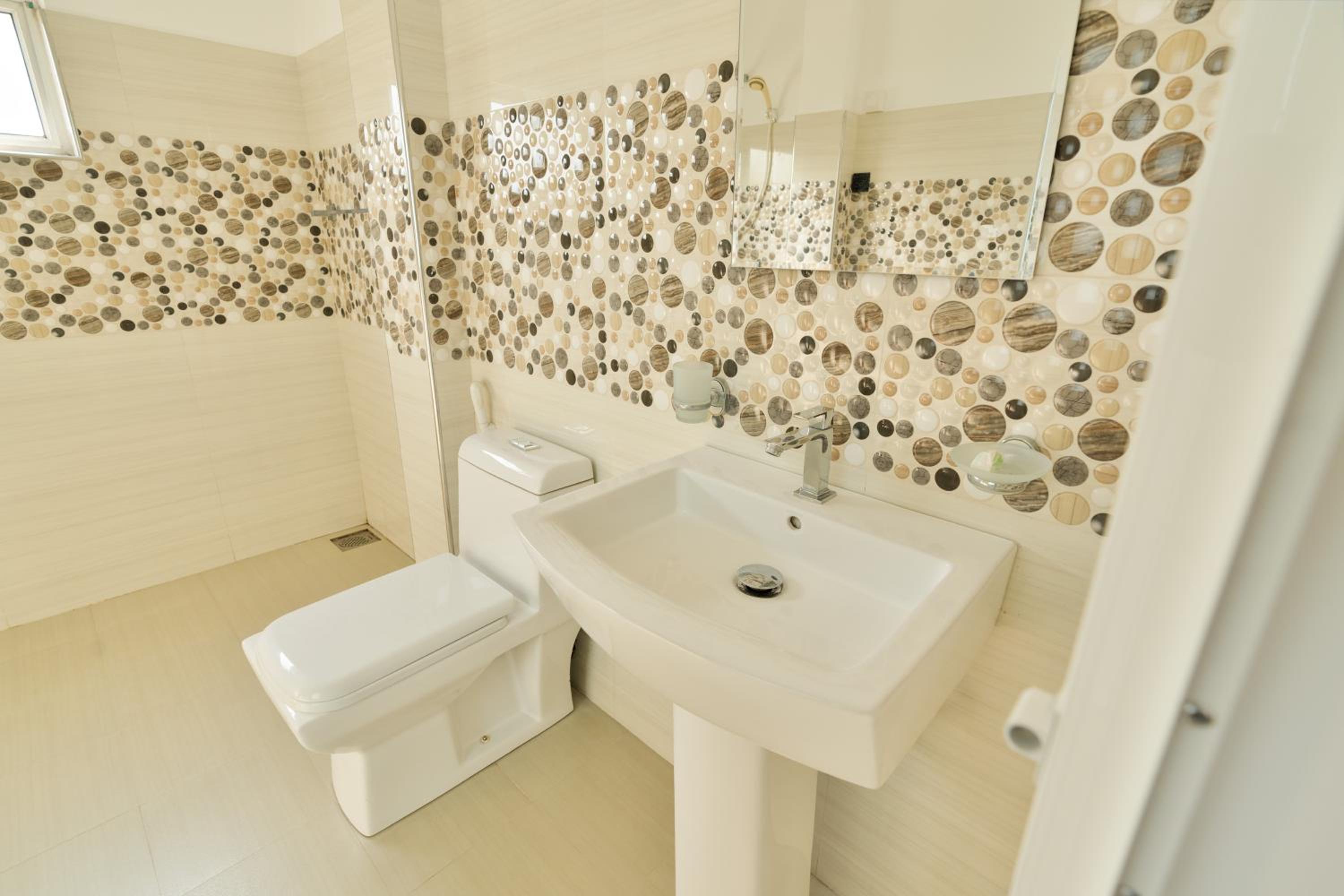 Deluxe Double Or Twin Room With Garden View photo 3