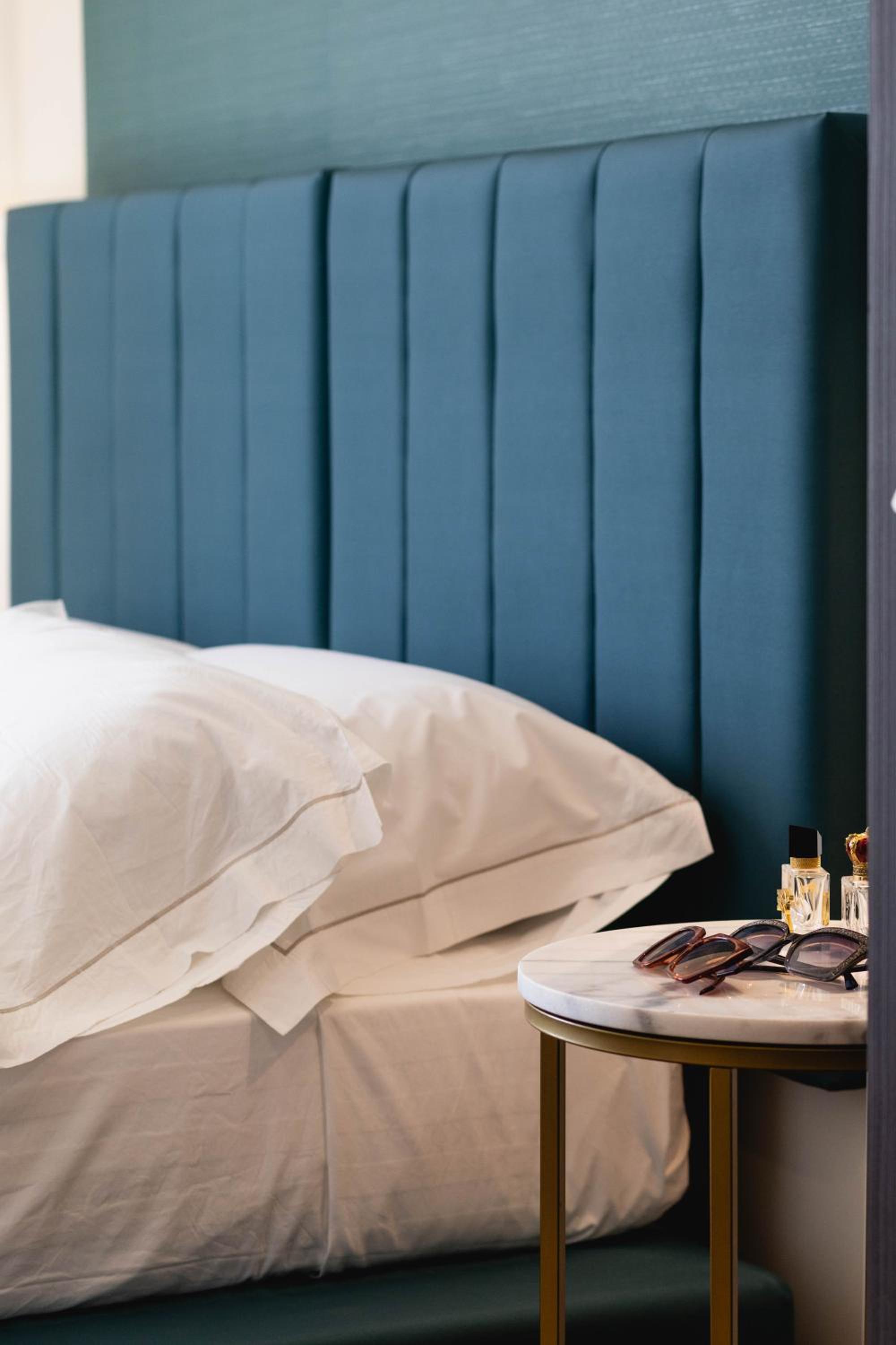 King Suite with Sea View photo 2