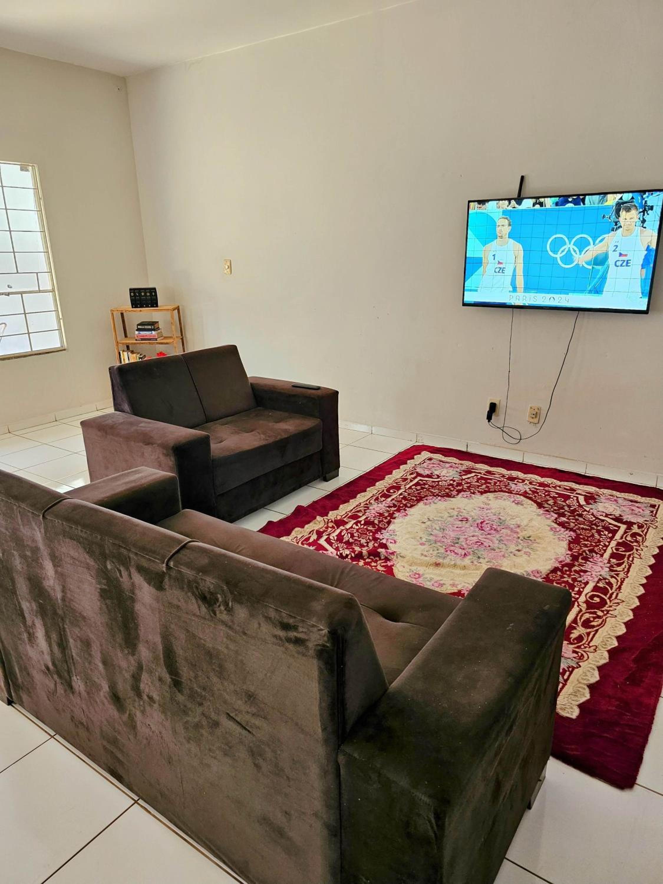 Three-Bedroom House photo 1