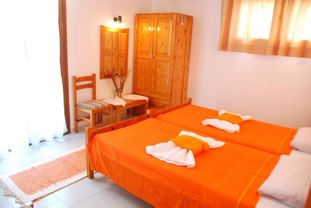 Double Room with Private Bathroom photo 3