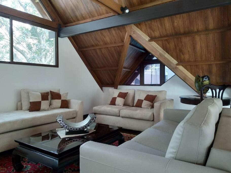 Three-Bedroom House photo 1