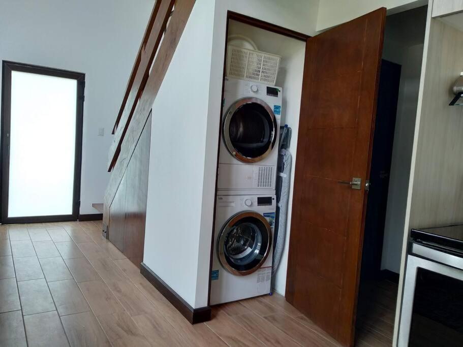 Three-Bedroom House photo 2