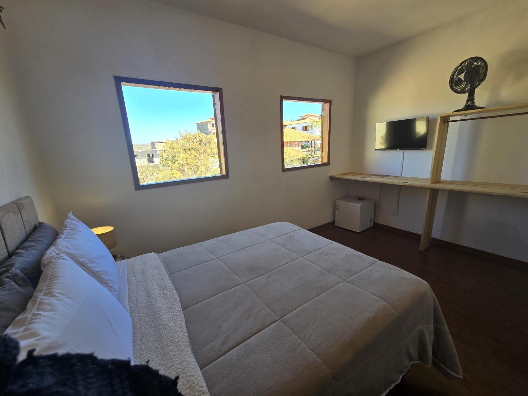 Suite with Mountain View - Photo 1
