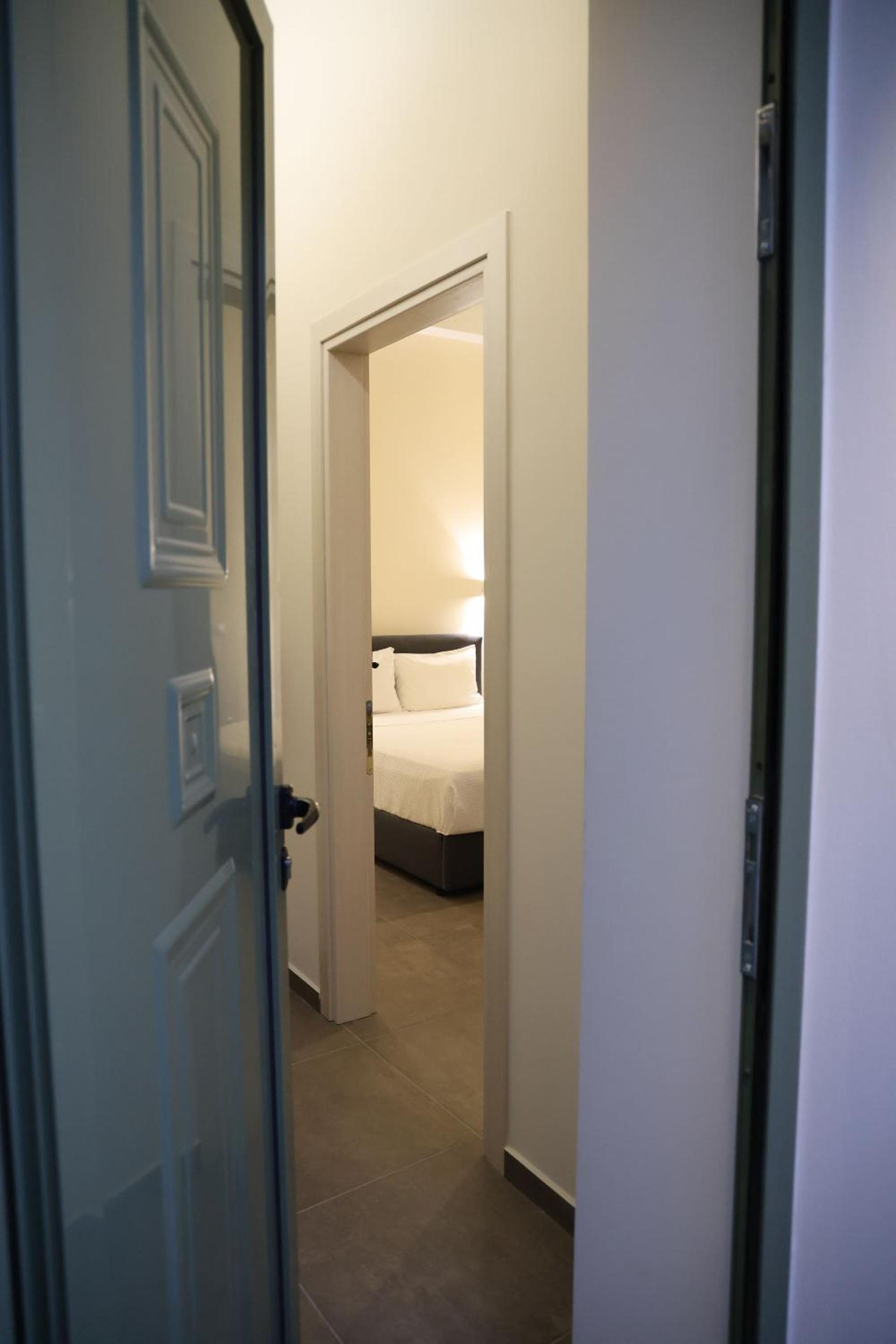 Superior King Room photo 1