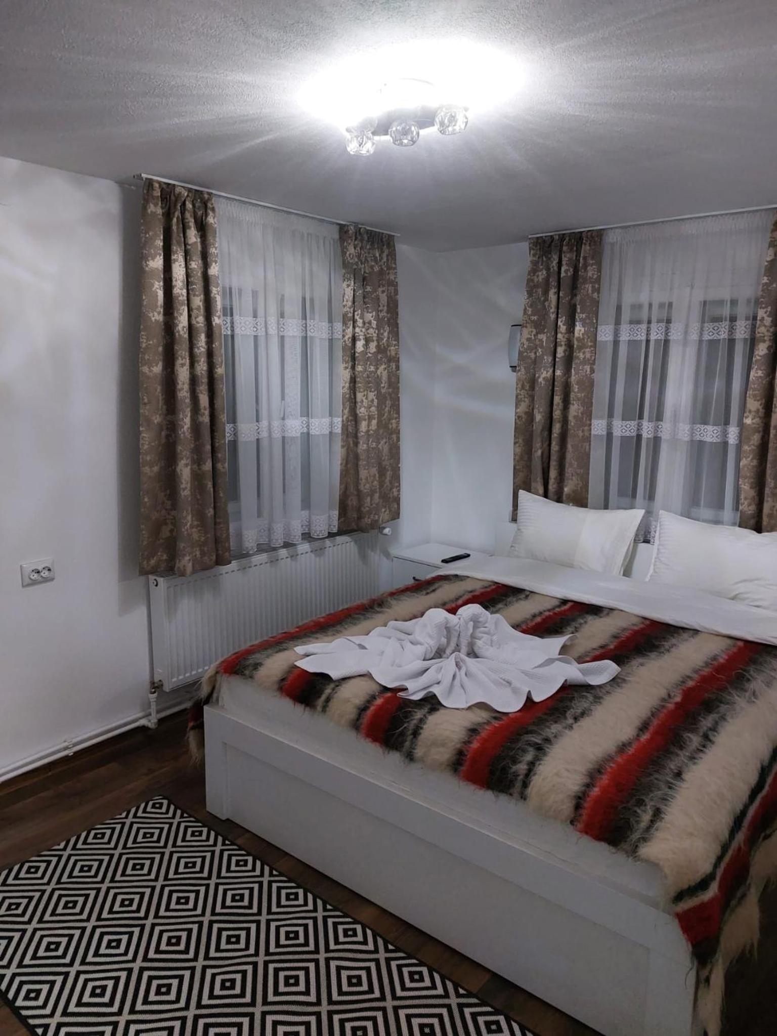 Single Room with Mountain View photo 1