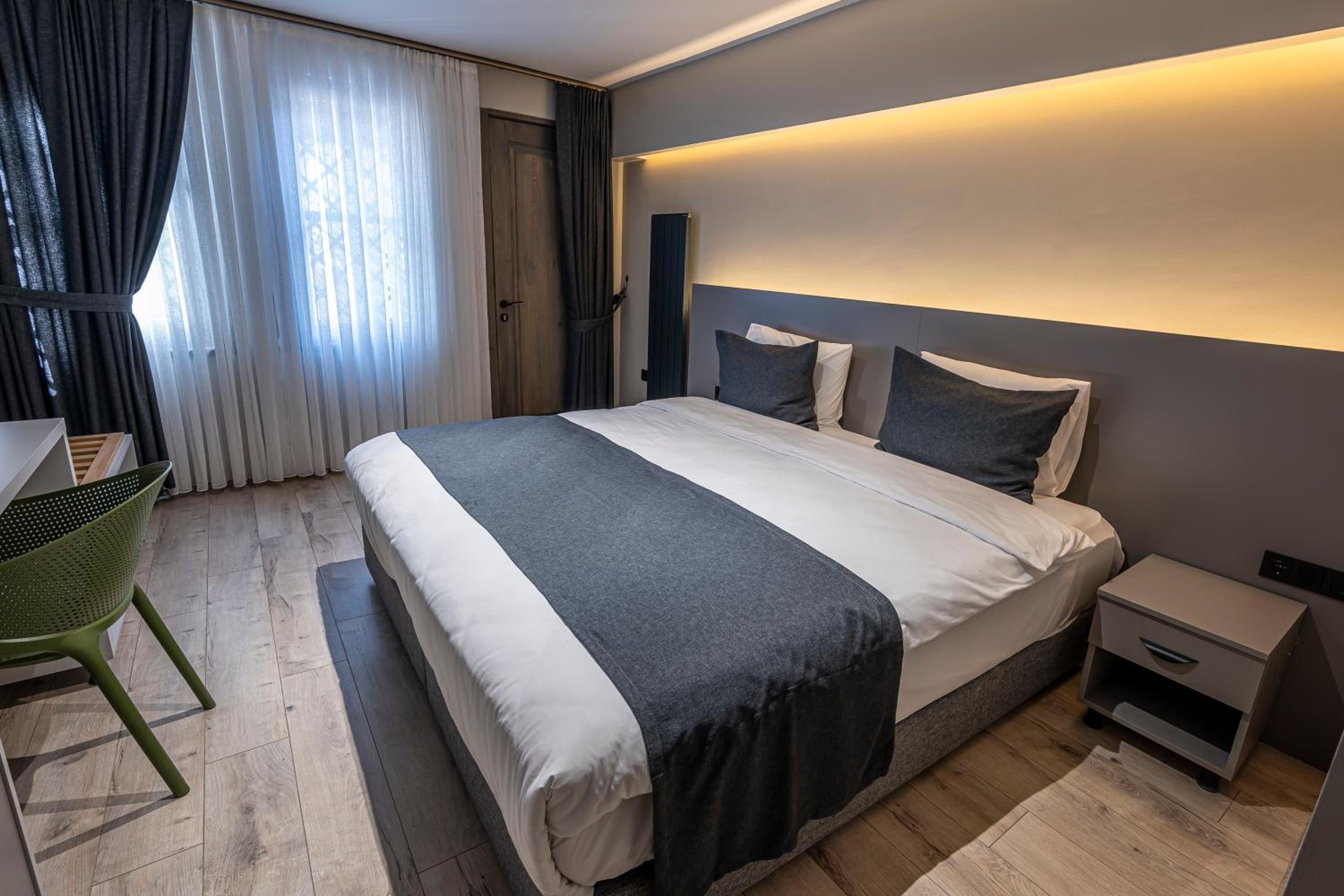 Deluxe Double or Twin Room with Garden View photo 1